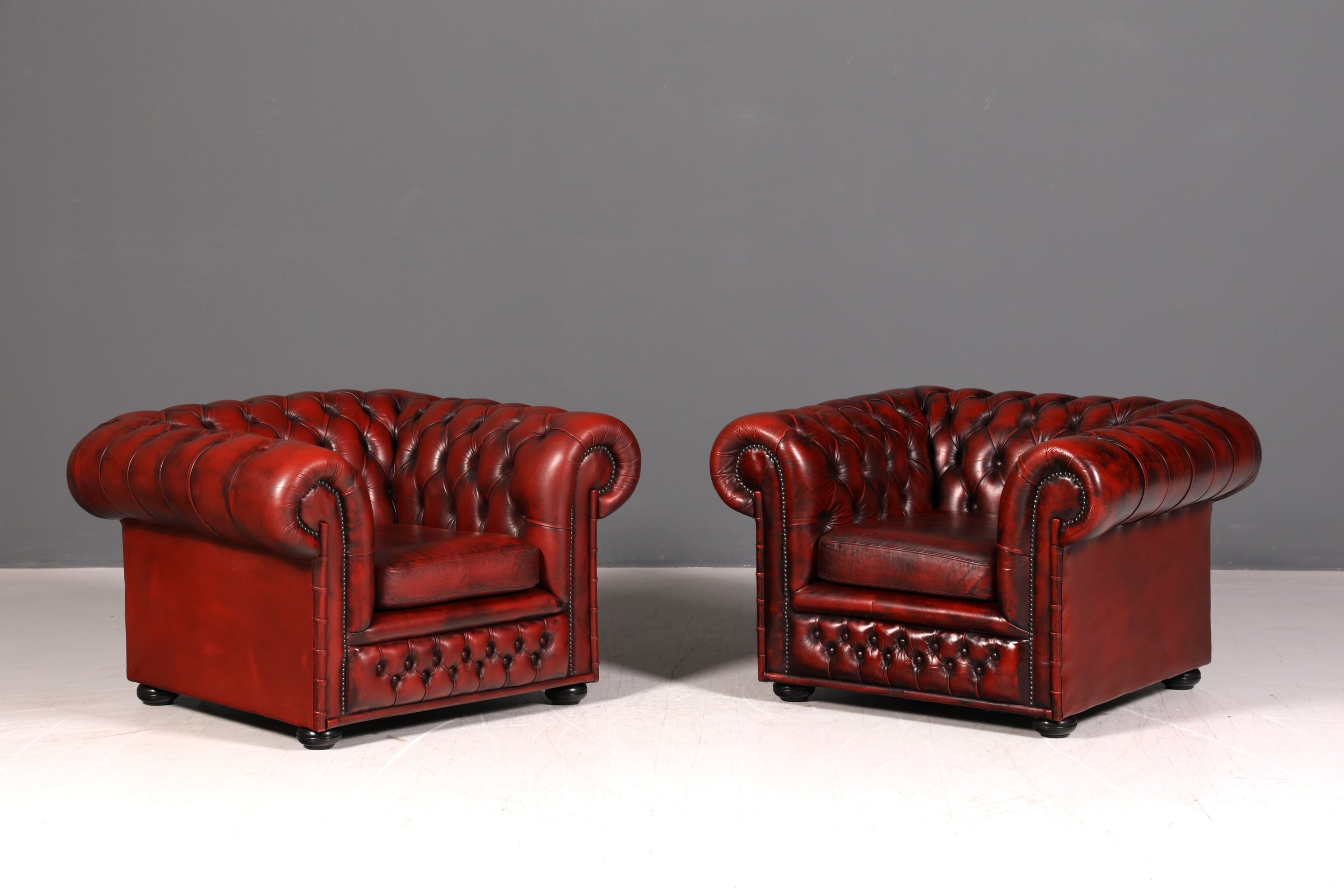 Stijlvolle originele Chesterfield fauteuil oxblood echt leer Engelse armstoel herenfauteuil antieke leren fauteuil