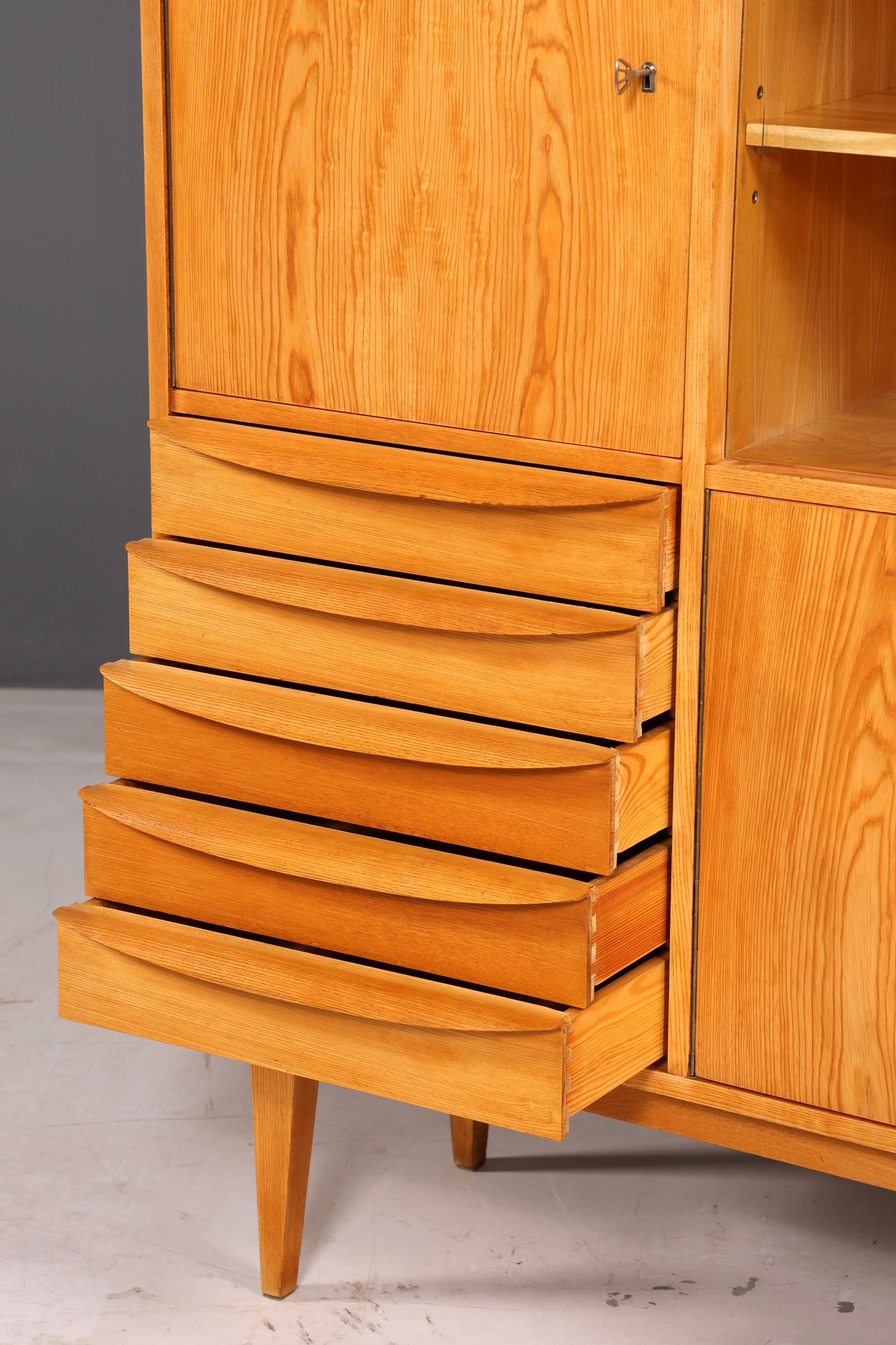 Prachtige originele Hellerau-kast, mid-century-vitrinekast, Franz Ehrlich 602, dressoir, boekenkast