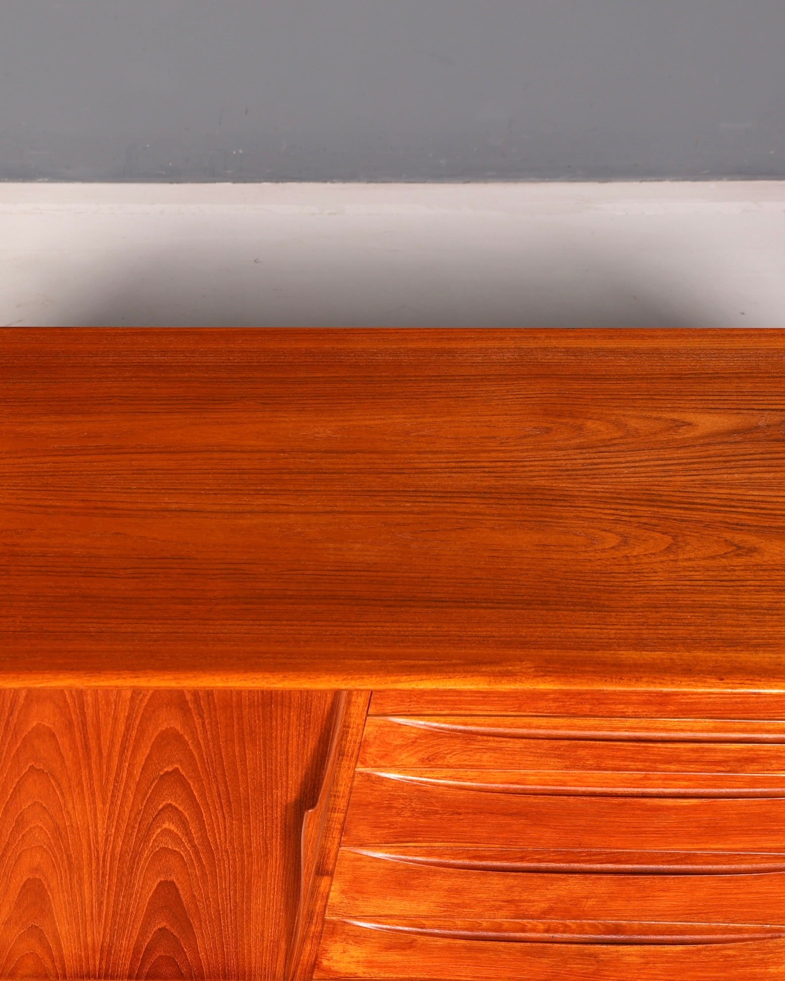 Prachtig Dyrlund-dressoir van teak, Deens mid-centurydesign, vintage kast en commode