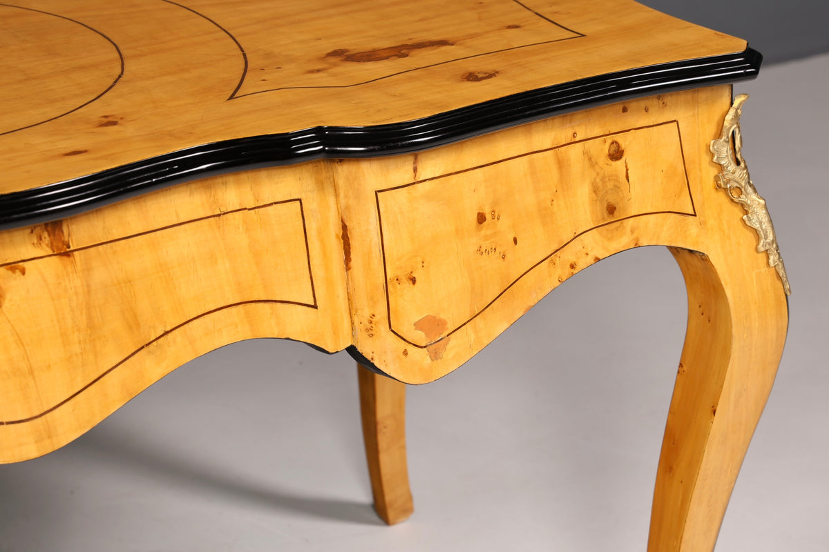 Prachtig bureau in Louis-XV-stijl, Franse kantoortafel in antieke stijl, massief houten bureau