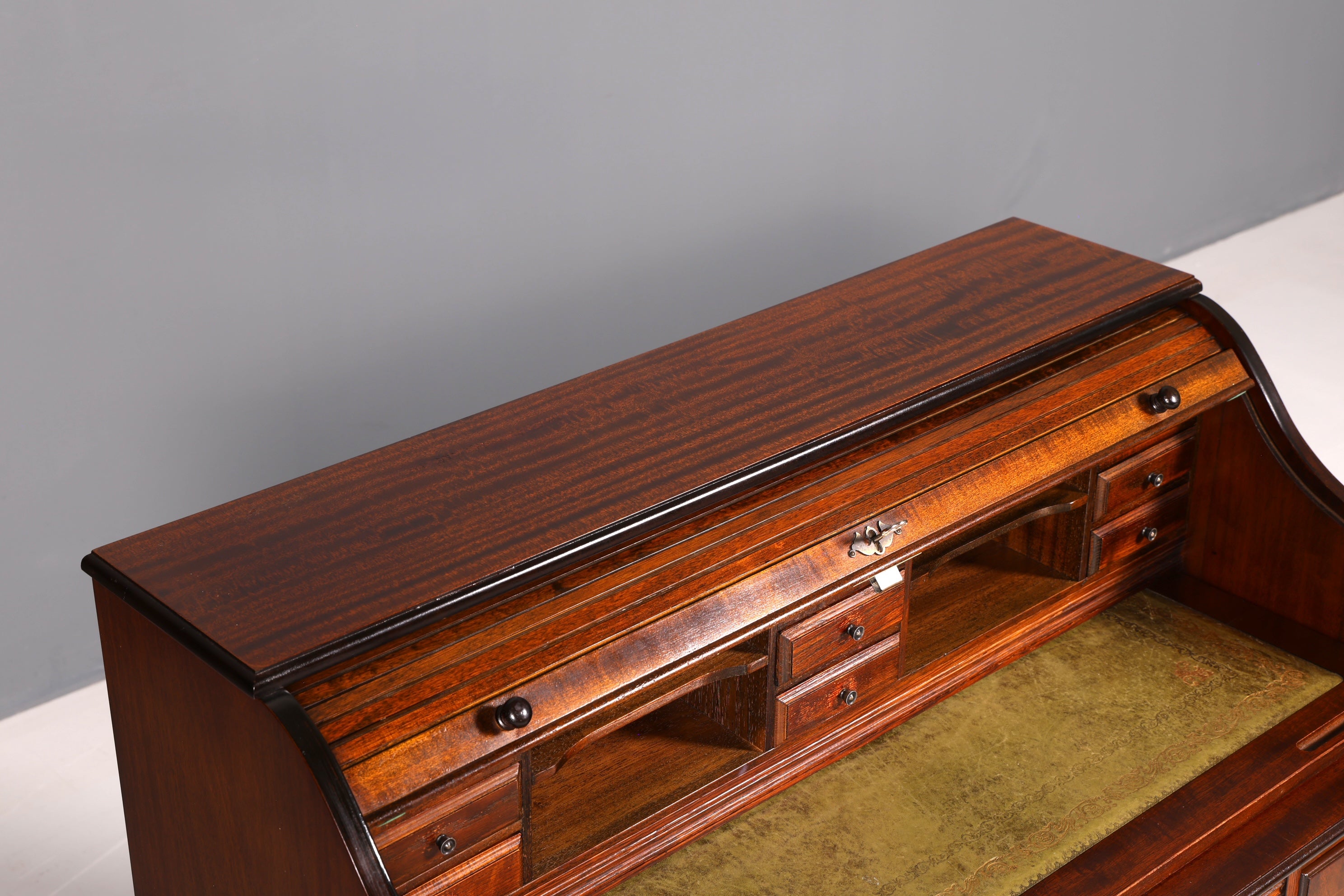 Wunderschöner Englischer Rollladen Schreibtisch Rolltop Desk Sekretär Antik echt Lederauflage Bürotisch Vintage