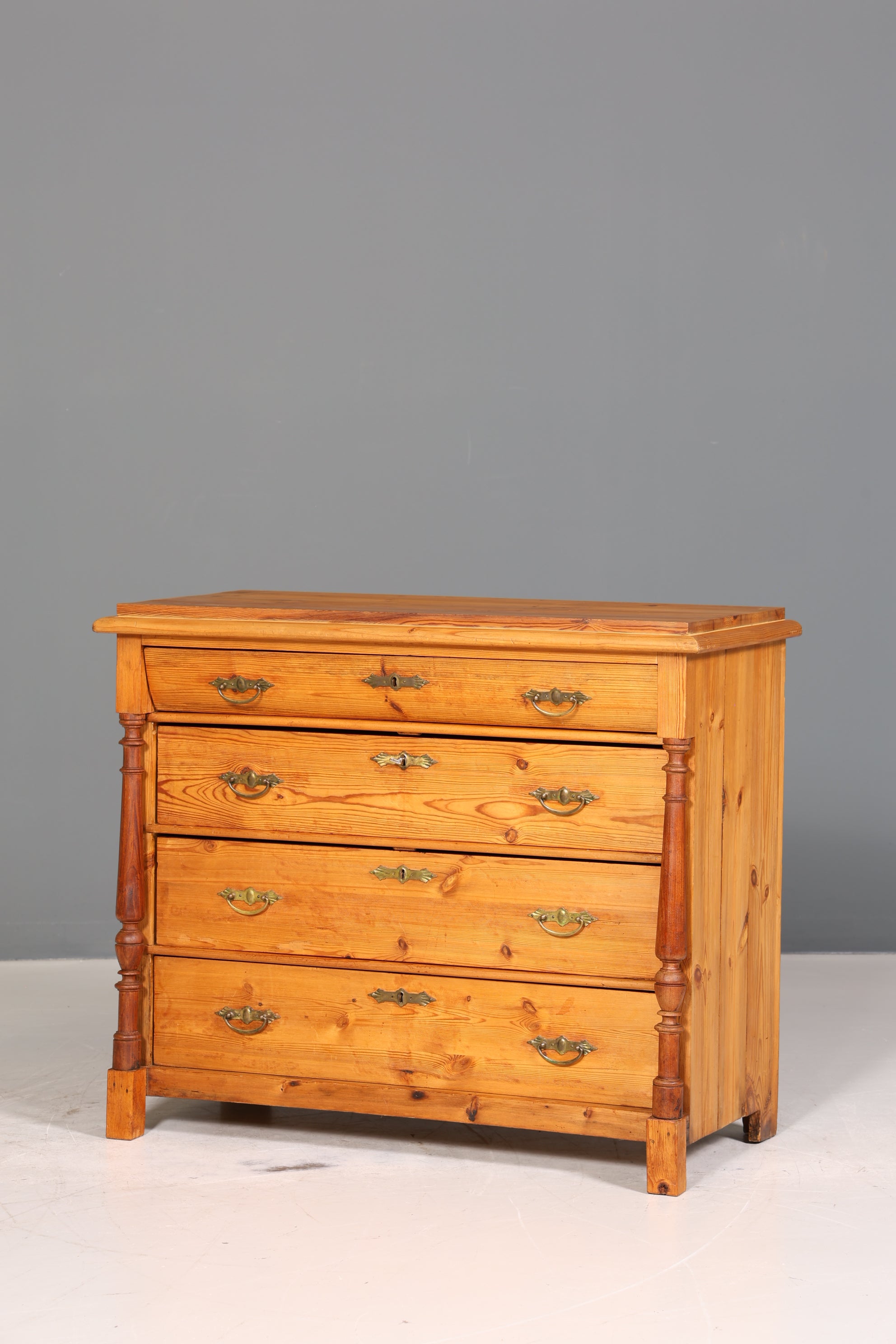 Wunderschöne Gründerzeit Kommode Weichholz Antik um 1880 Landhaus Stil Schubladen Kommode