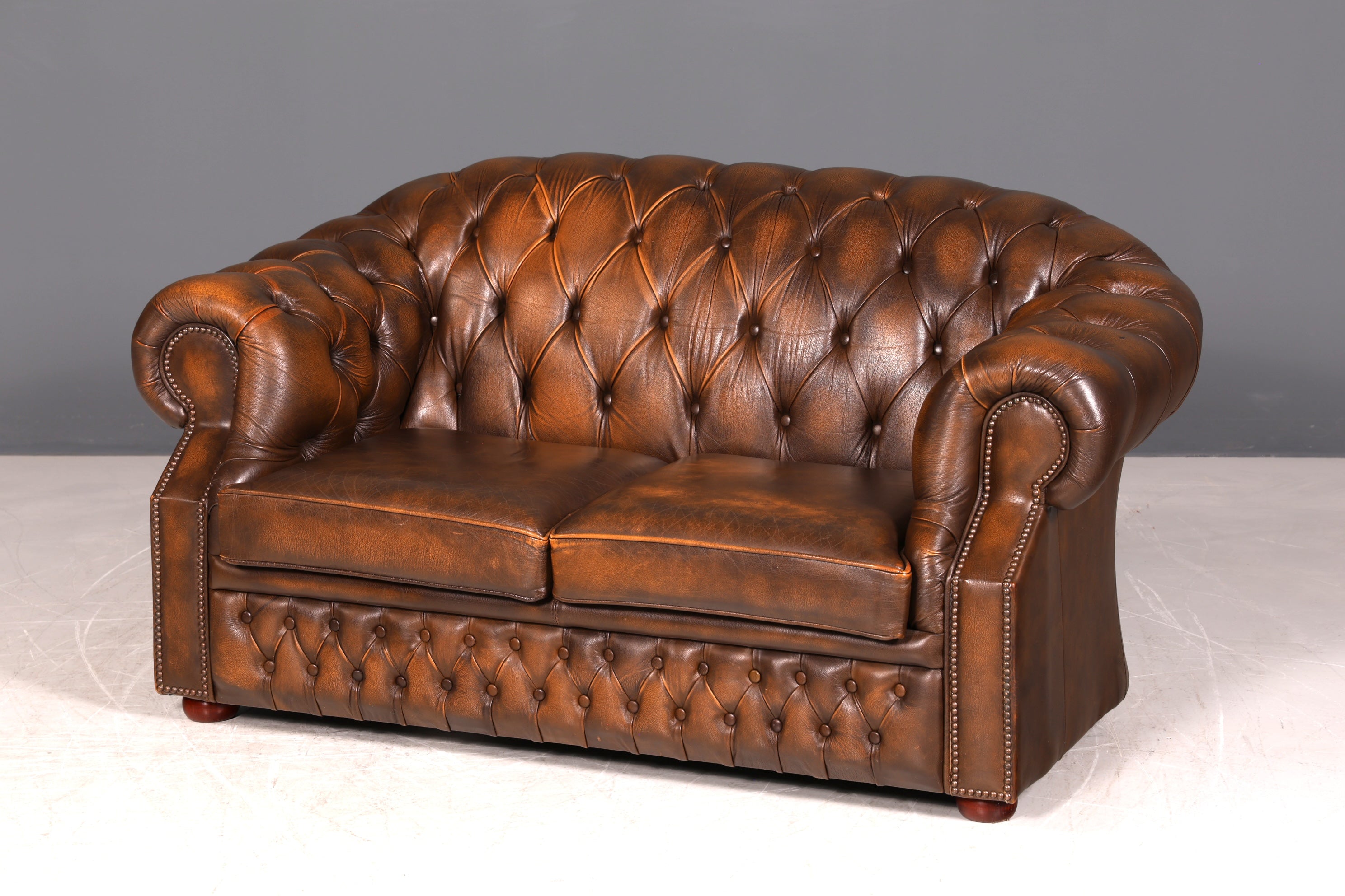 Wunderschöne Original Chesterfield Centurion 2-Sitzer Couch Englisches echt Leder Sofa UK