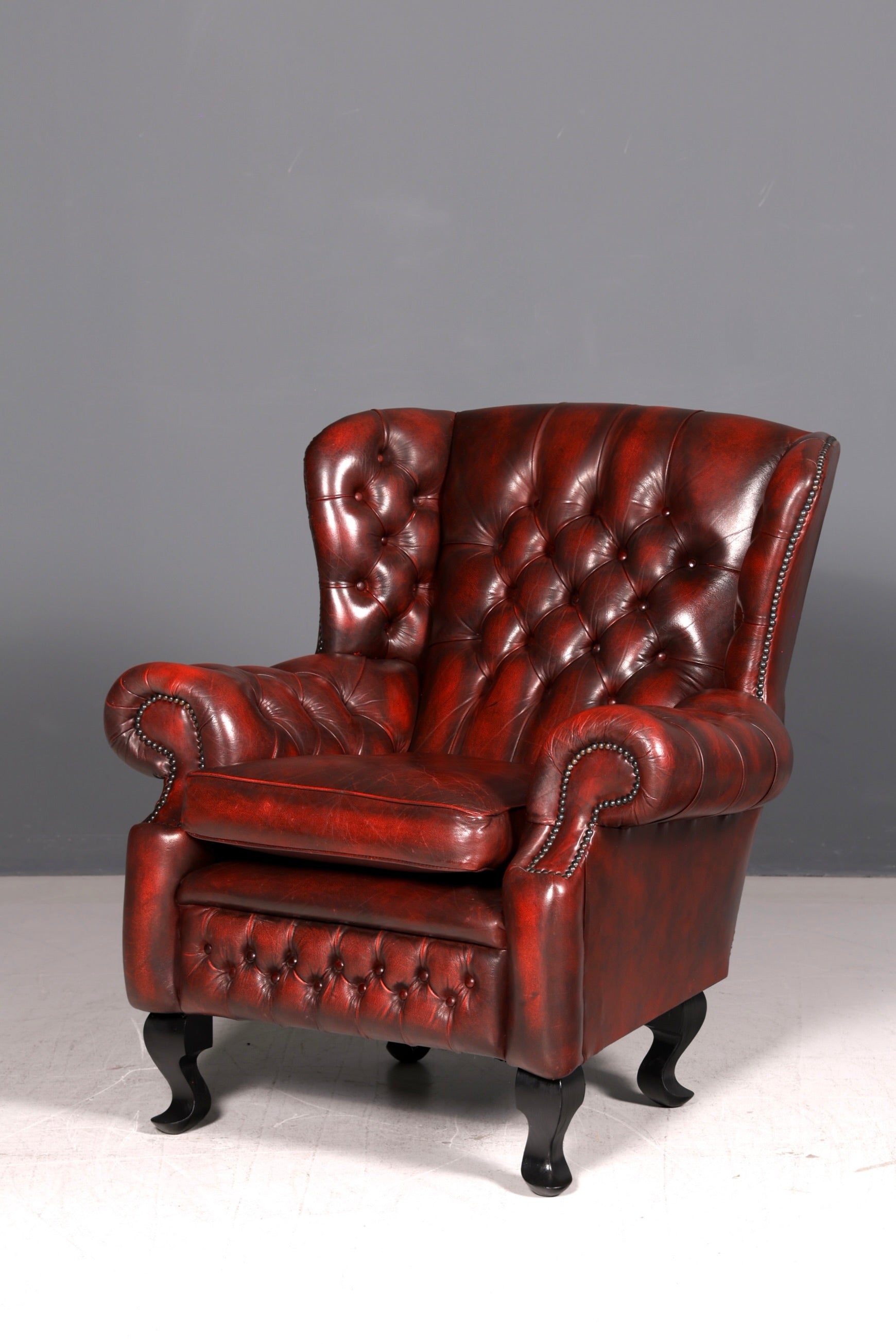 Original Chesterfield Ohrenbackensessel Englisch Leder Herrensessel UK Armlehnsessel Wingback