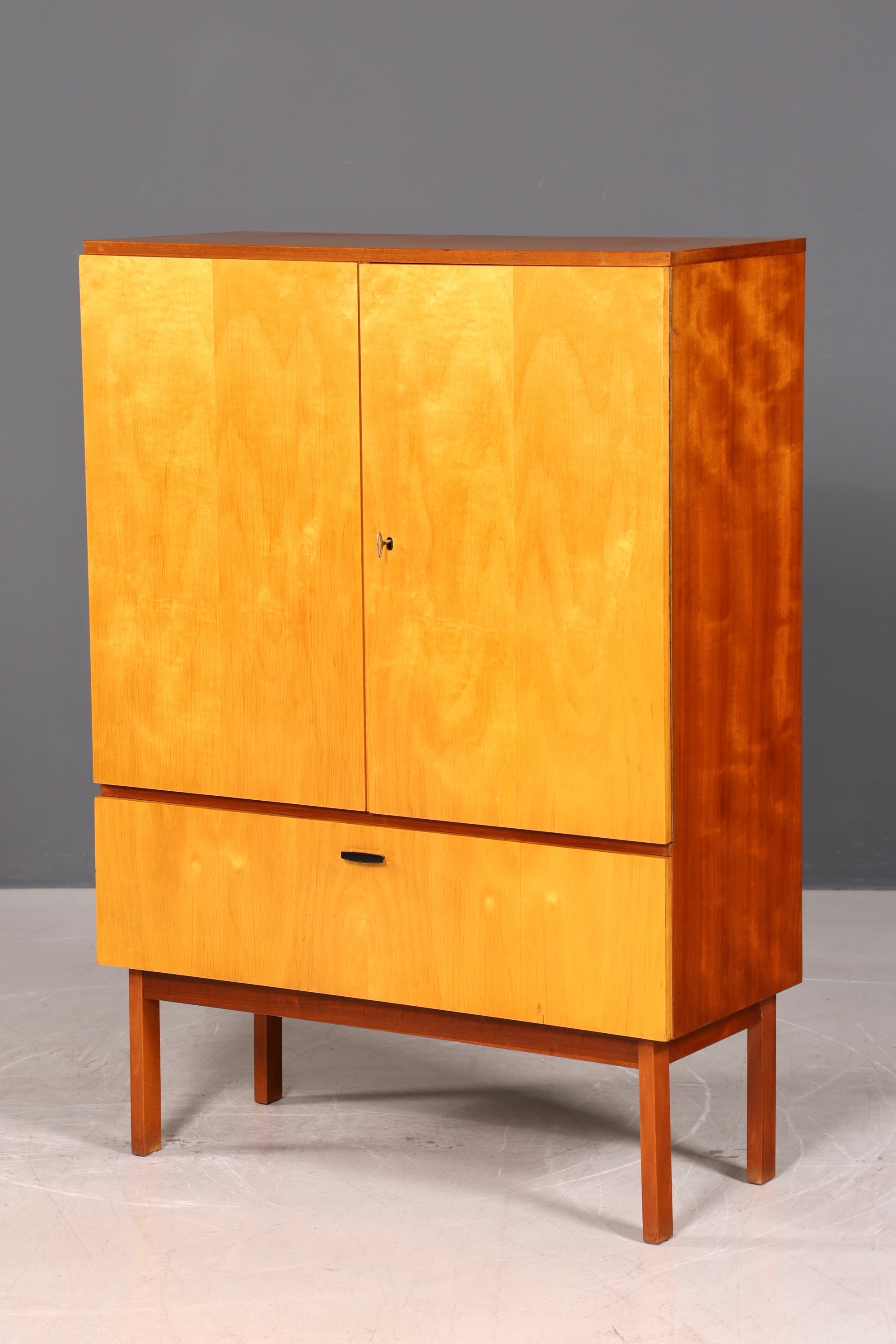 Mid Century Schrank 60er Jahre Wäscheschrank Aktenschrank Kommode Vintage Holz