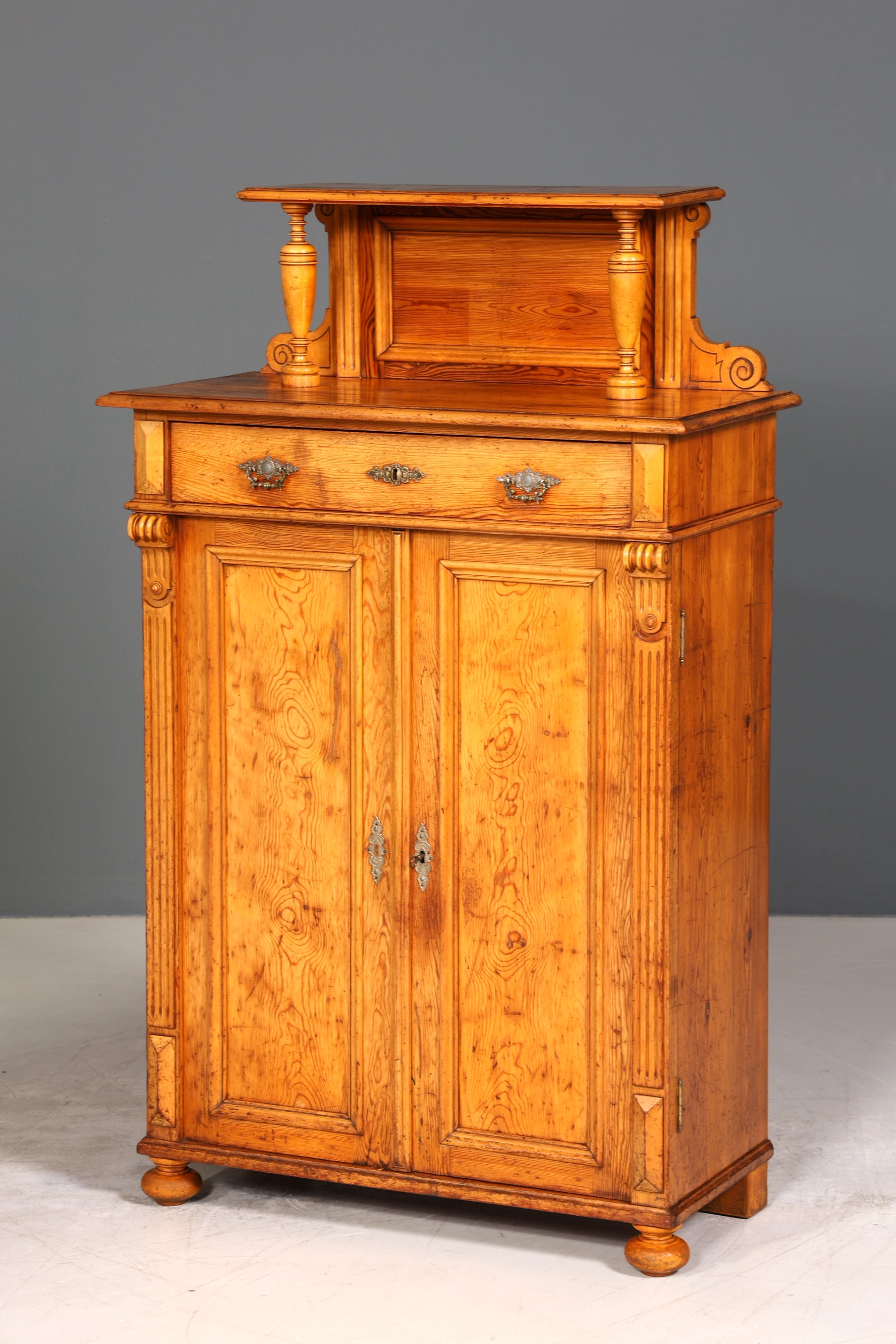 Traumhaftes Gründerzeit Vertiko Jugendstil Schrank Antik Highboard Kommode