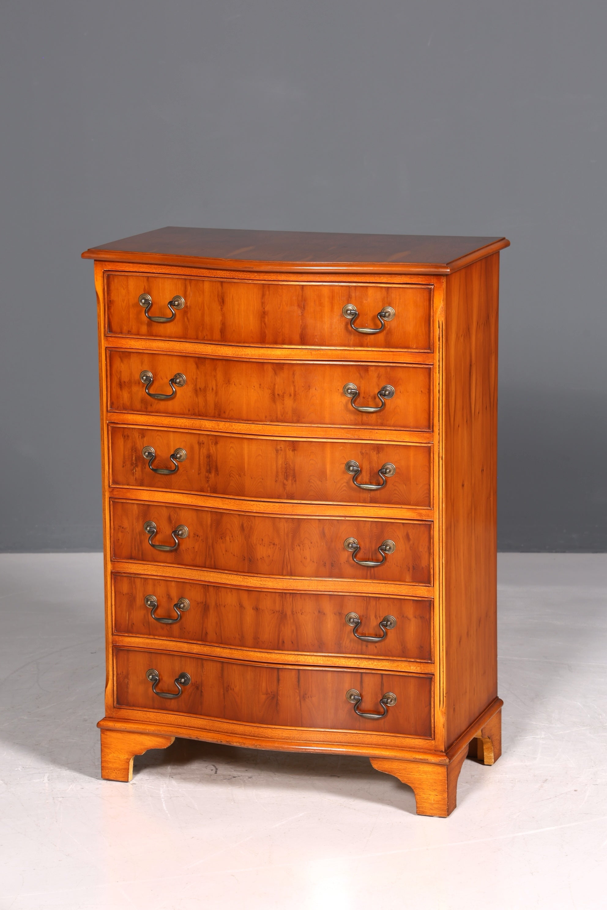 Traumhafte Englische Kommode Vertiko Eibe Antik 60er Jahre Schubladenkommode