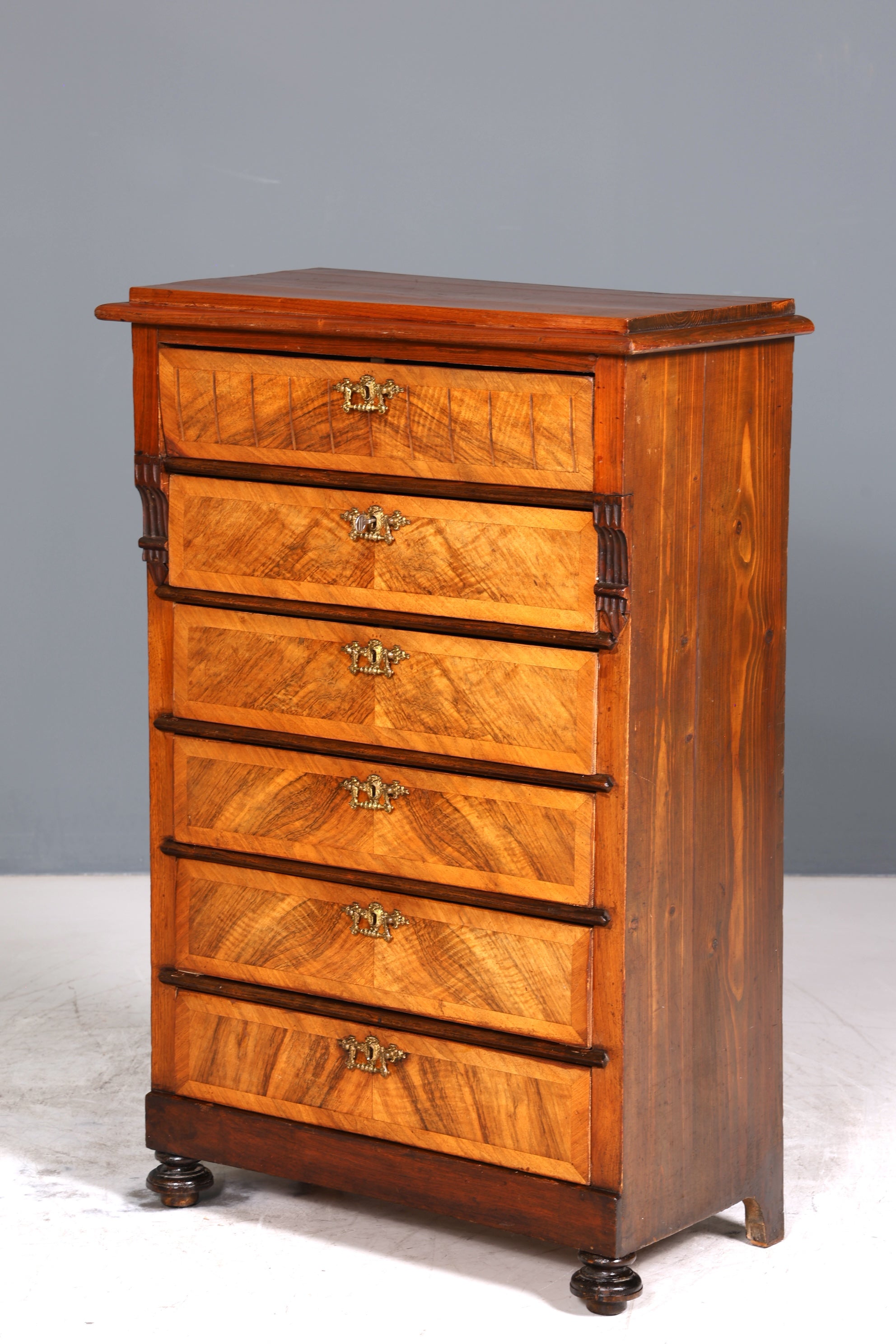 Stilvolle Gründerzeit Kommode um 1890 Jugendstil Vertiko Antik Chiffoniere Wäschekommode