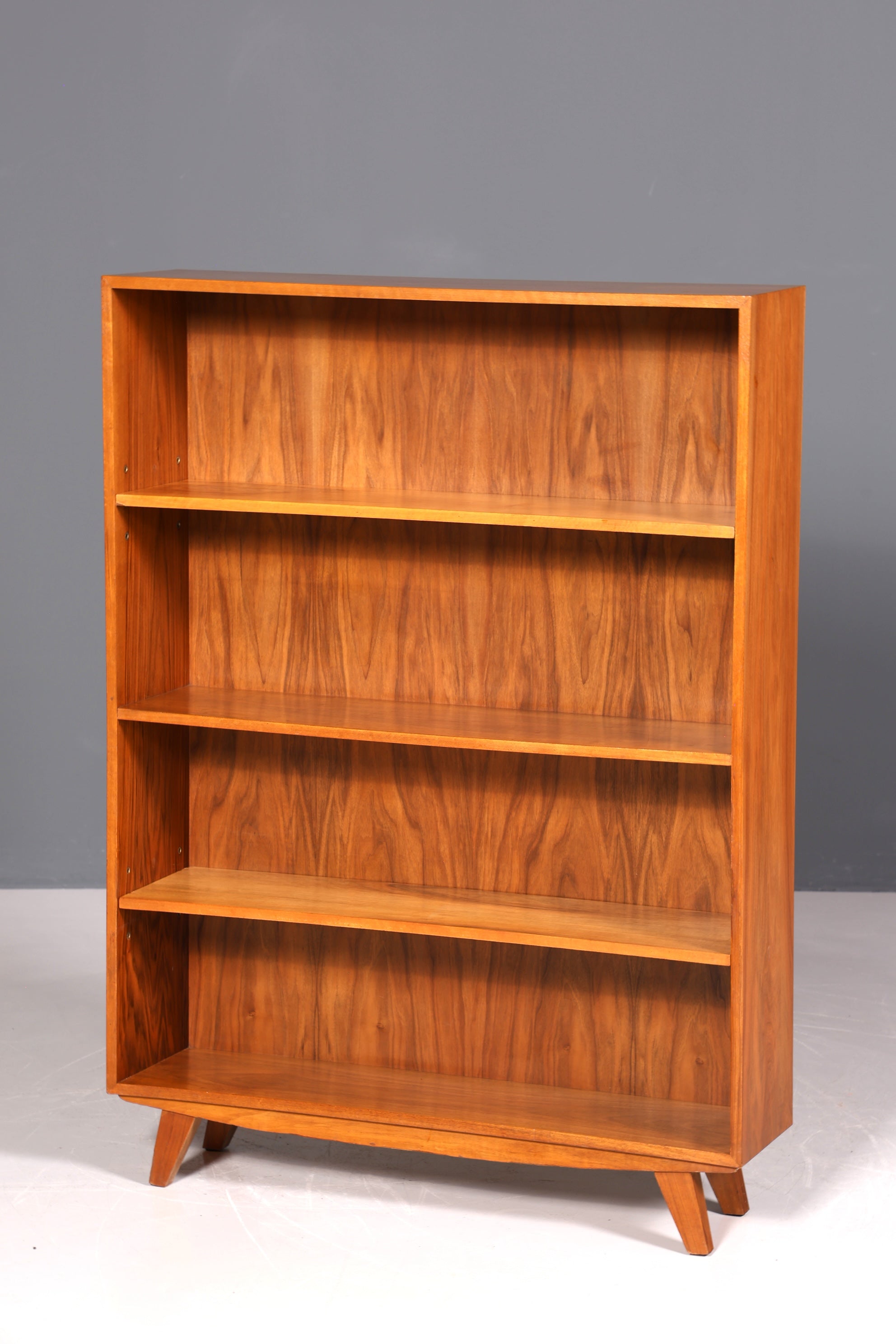 Beautiful original Musterring shelf, mid-century modern bookcase, retro style, real wood book storage