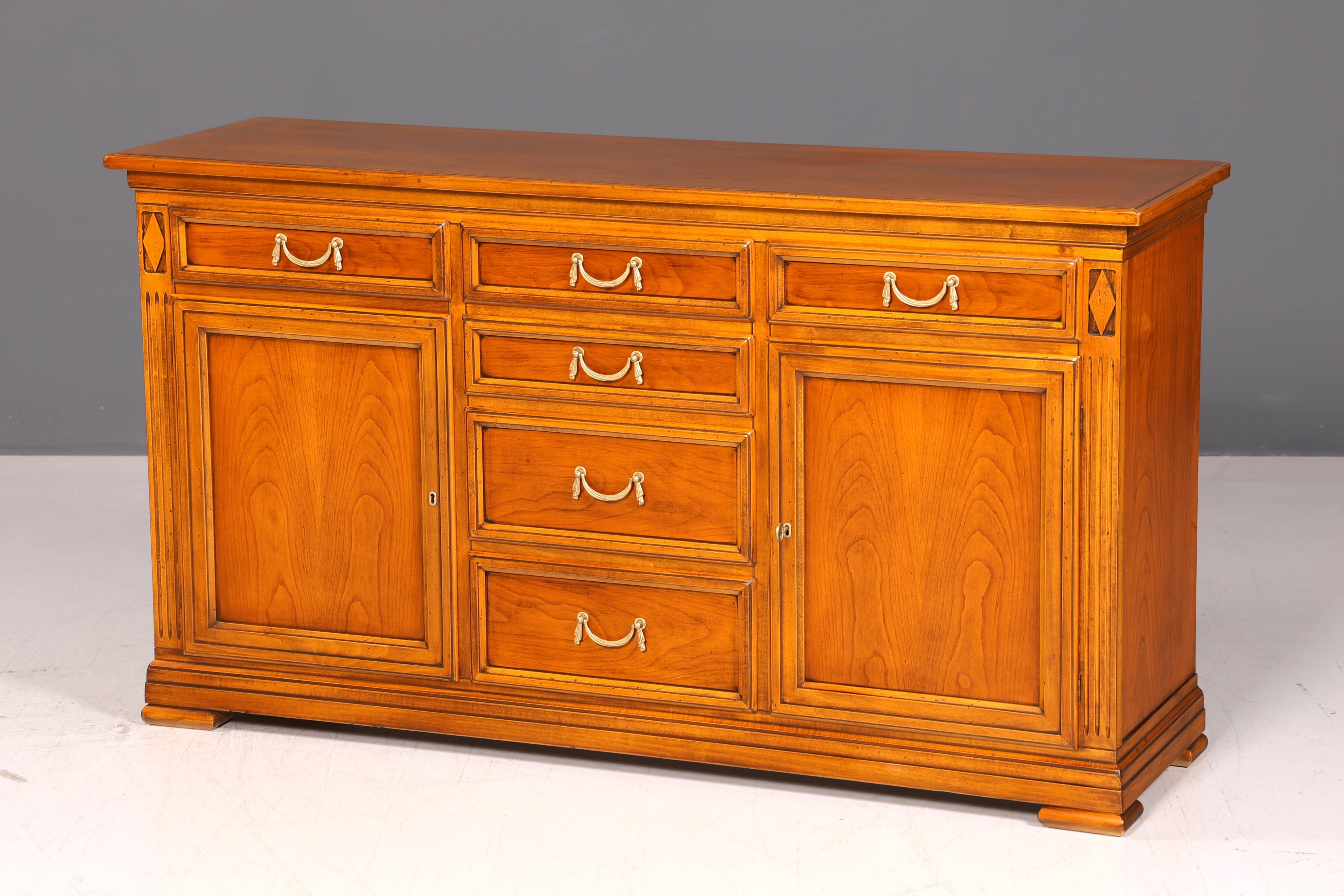 Wunderschönes Original Selva Sideboard Antik Stil Villa Borghese Schrank Kommode Buffet Anrichte