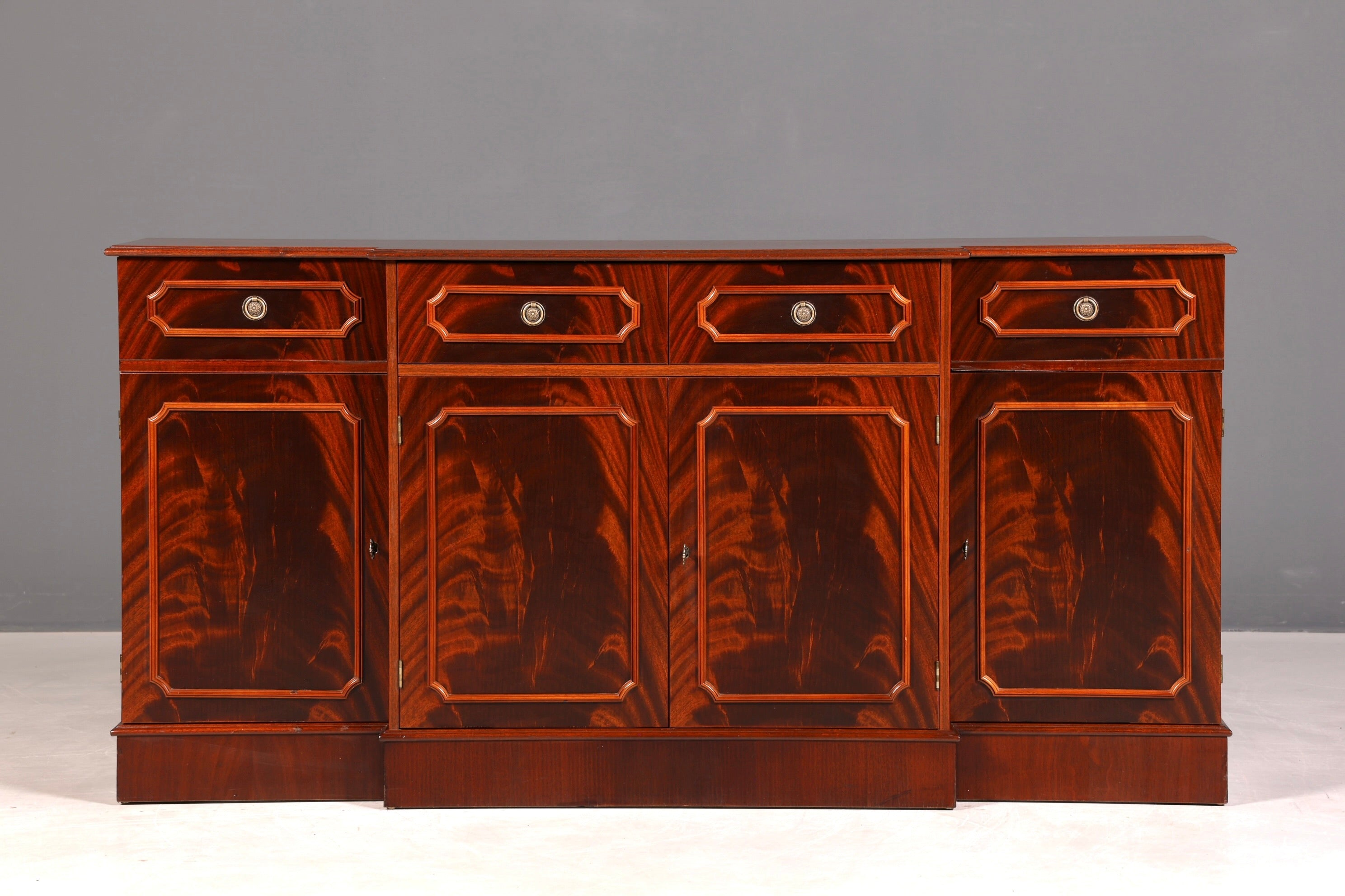 G326 Finish Wunderschönes Englisches Sideboard Mahagoni Schrank Antik 60s Buffetschrank Kommode (Kopie)