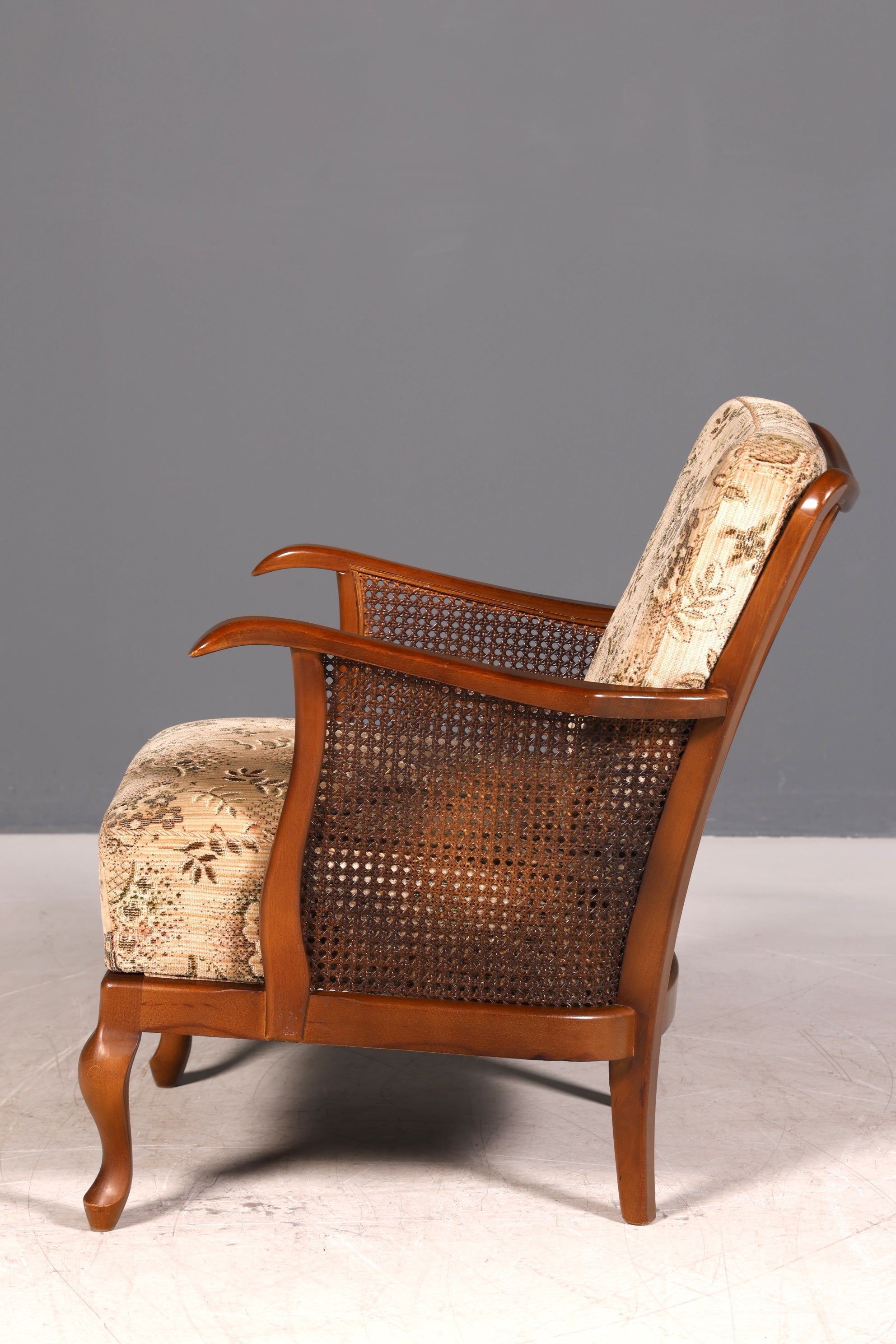Eleganter Chippendale Armlehnstuhl Polstersessel Wiener Geflecht Antik Stil Salonstuhl Sitzmöbel