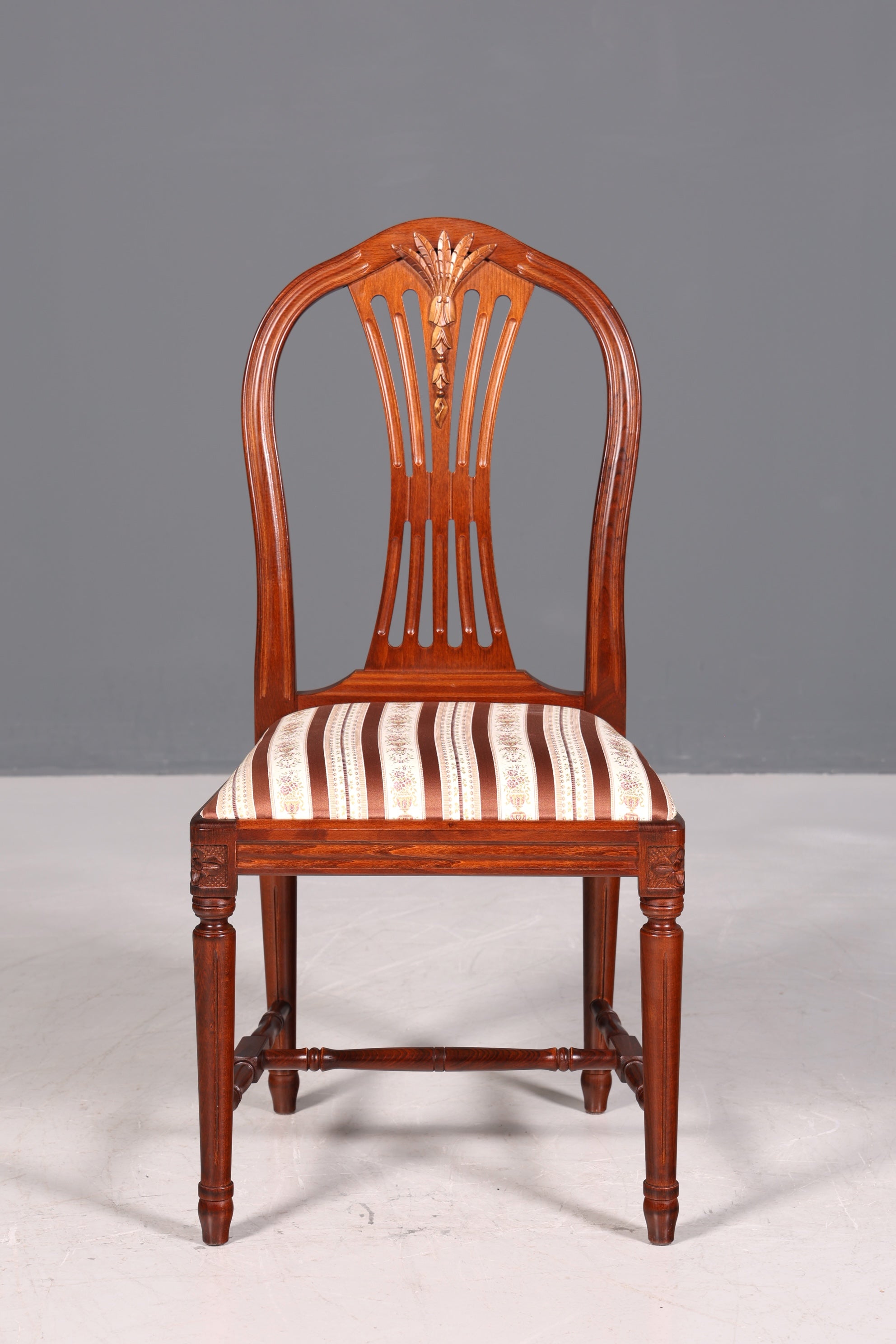 Dreamy chair in Gustavian style, English kitchen chair, antique style secretary chair