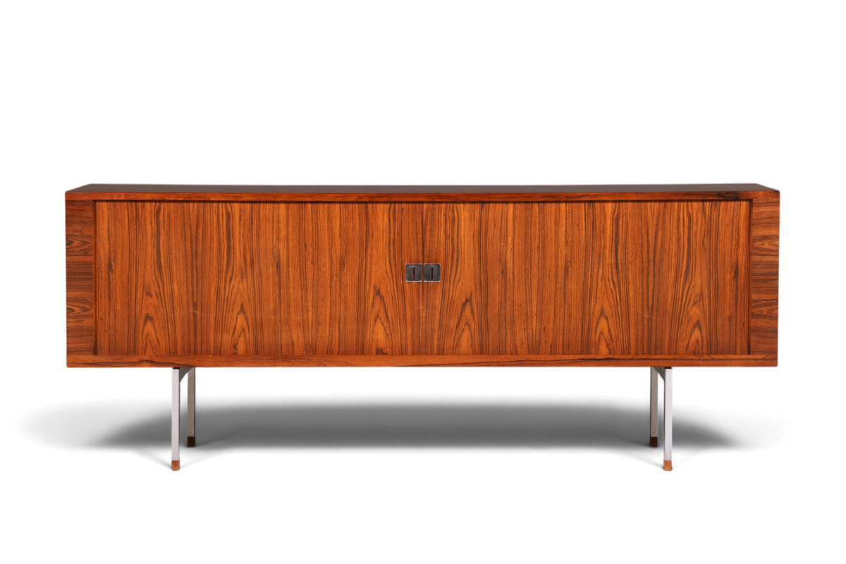 Beeindruckendes Original Hans J. Wegner für RY Møbler Modell RY 25 Sideboard Palisander Holz TV Kommode Vintage Schiebetür Schrank 2 von 2