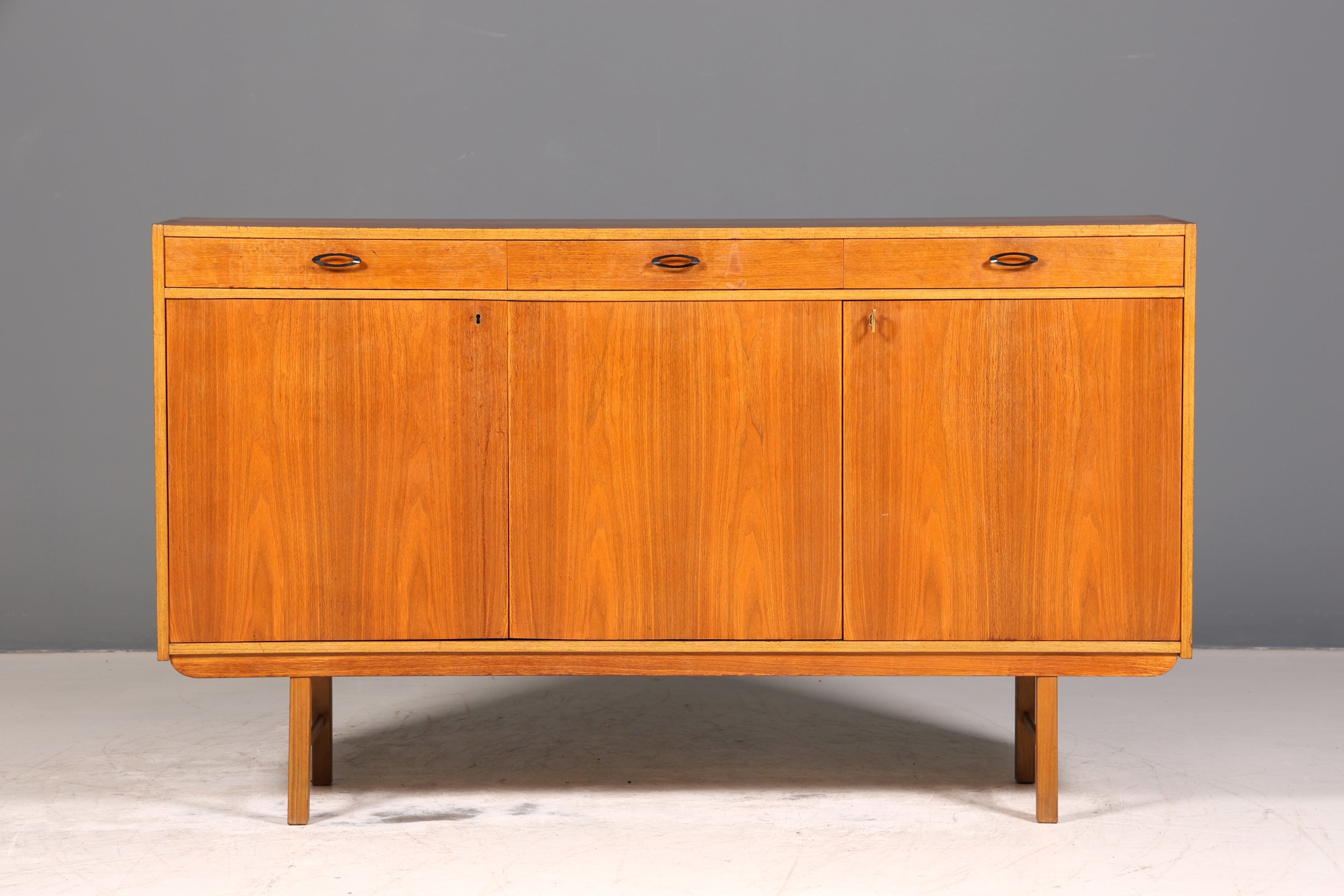 Wunderschönes Mid Century Highboard echt Holz Schrank Büro Kommode 60er Jahre