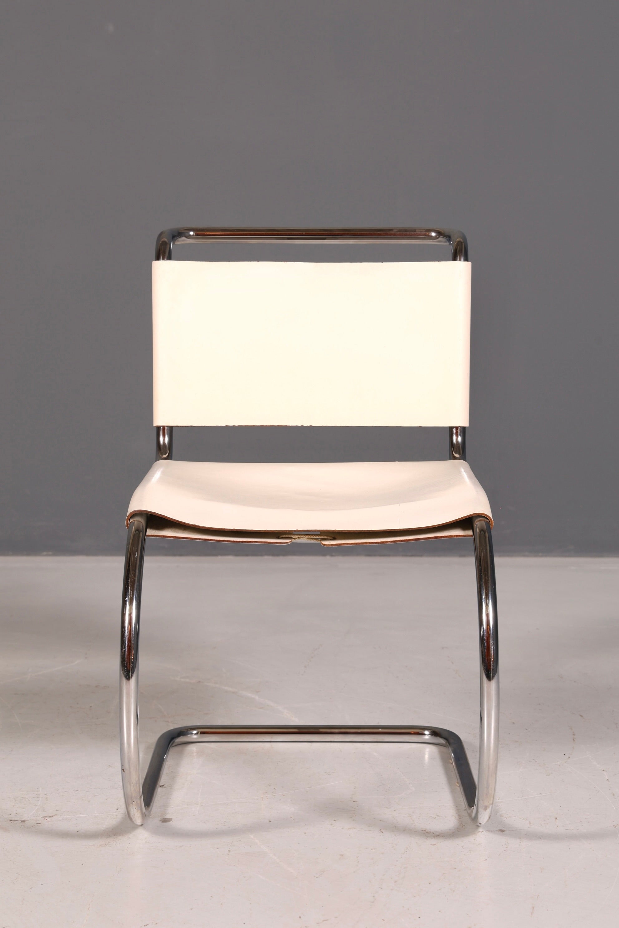 Edler Original Knoll International Freischwinger Stuhl MR Chair Mies van der Rohe Chrom Leder Weiß Bauhaus Designklassiker Sekretär Stuhl Esszimmer Stuhl 2 von 2