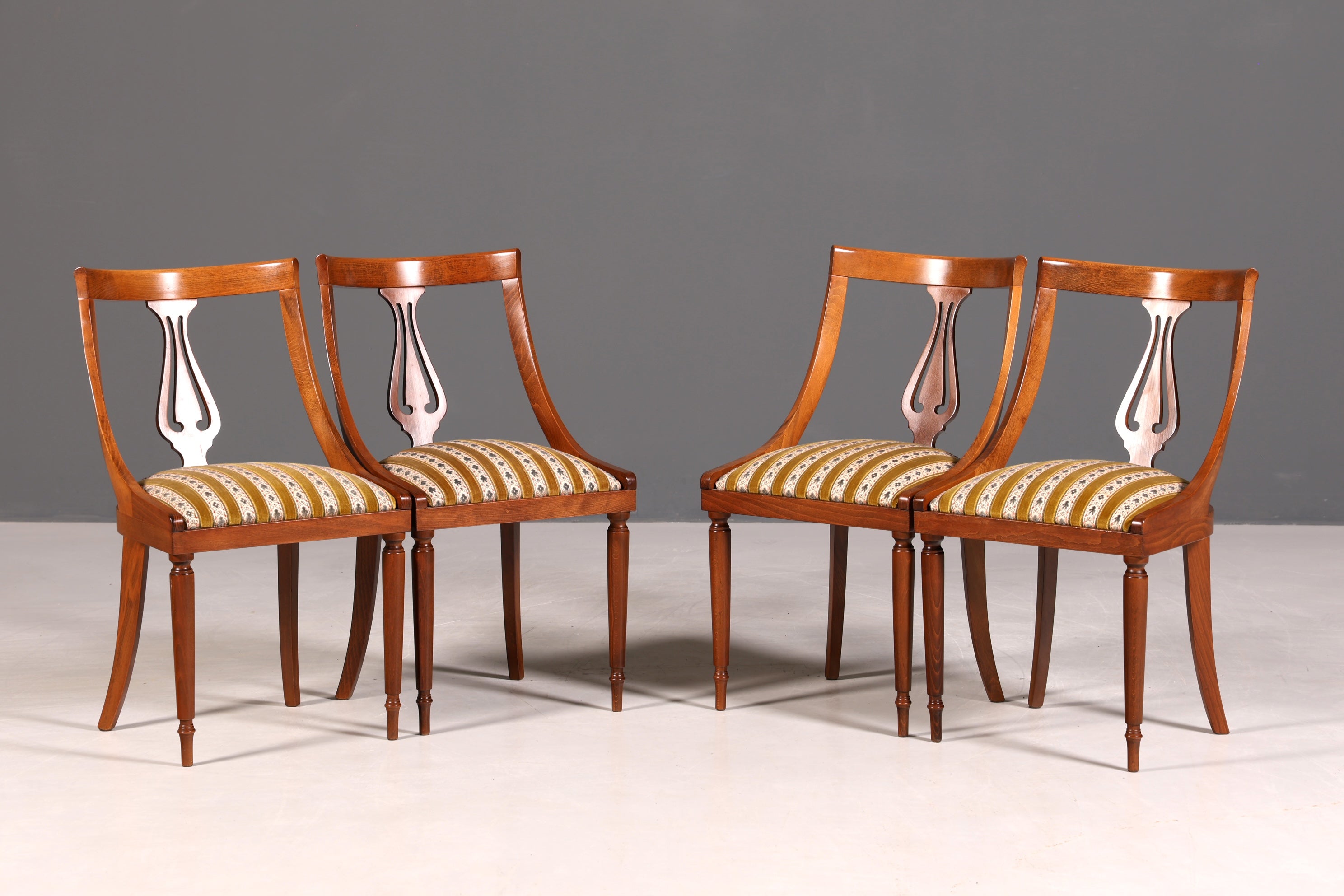 4x Edle Englische Stühle Englisch Dining Chairs Antik 60er Jahre Regency Küchenstühle Stuhlset