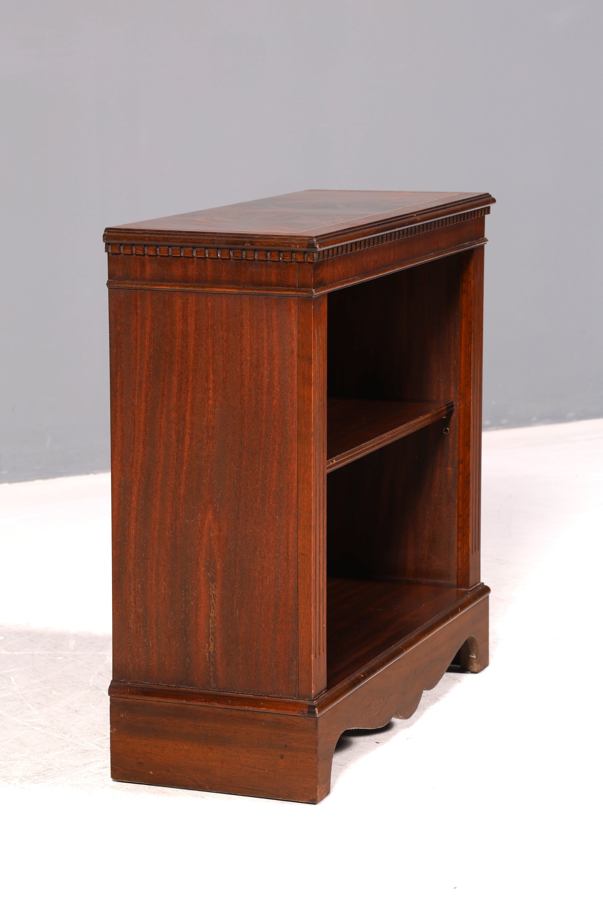 Edles Englisches Bücherregal Mahagoni Regal Antik Stil Standregal Bücherschrank Vintage