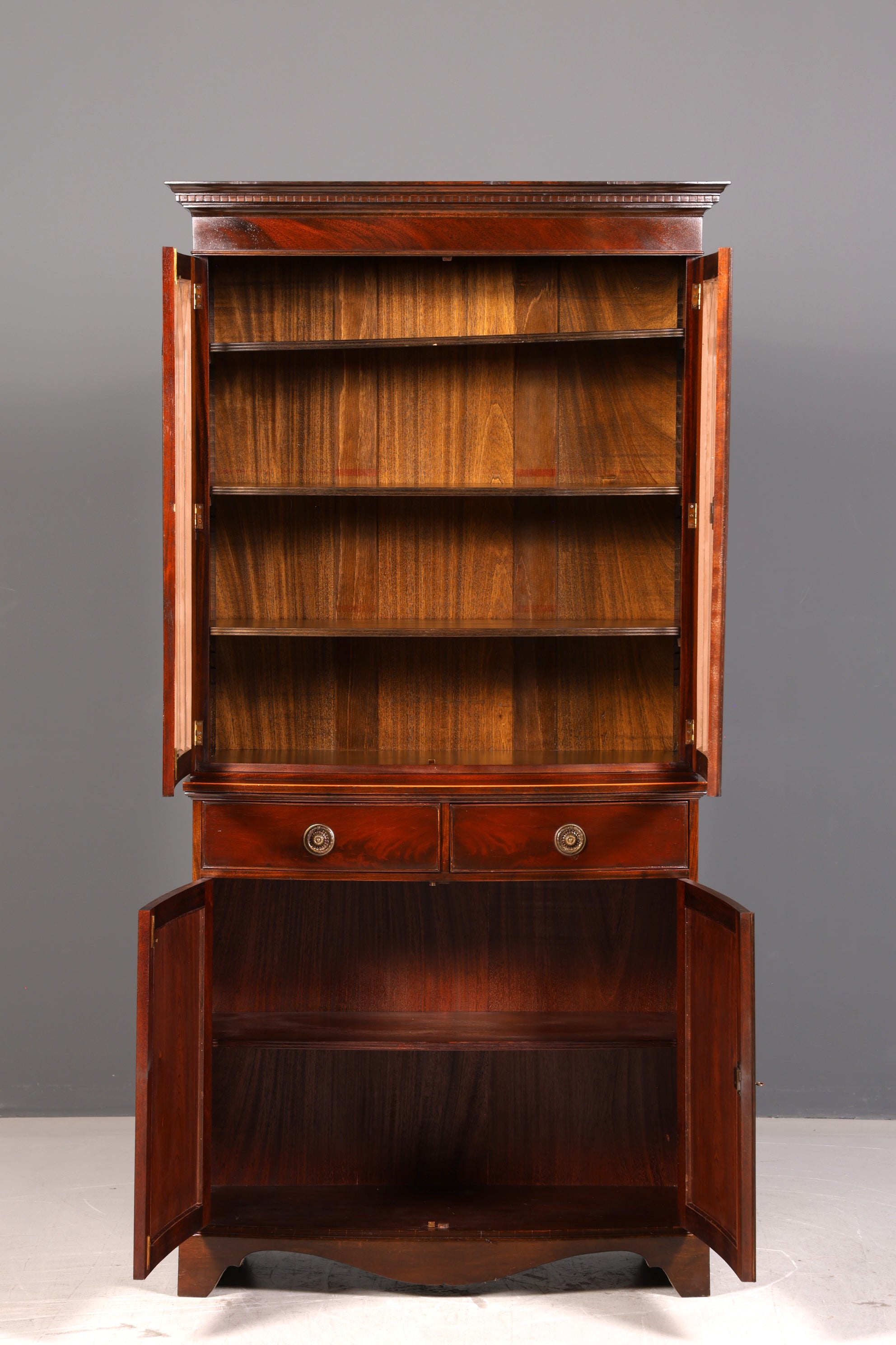 Beeindruckender Englischer Bücherschrank Mahagoni Vitrine Bibliothek Bücherregal Glasvitrine Vintage