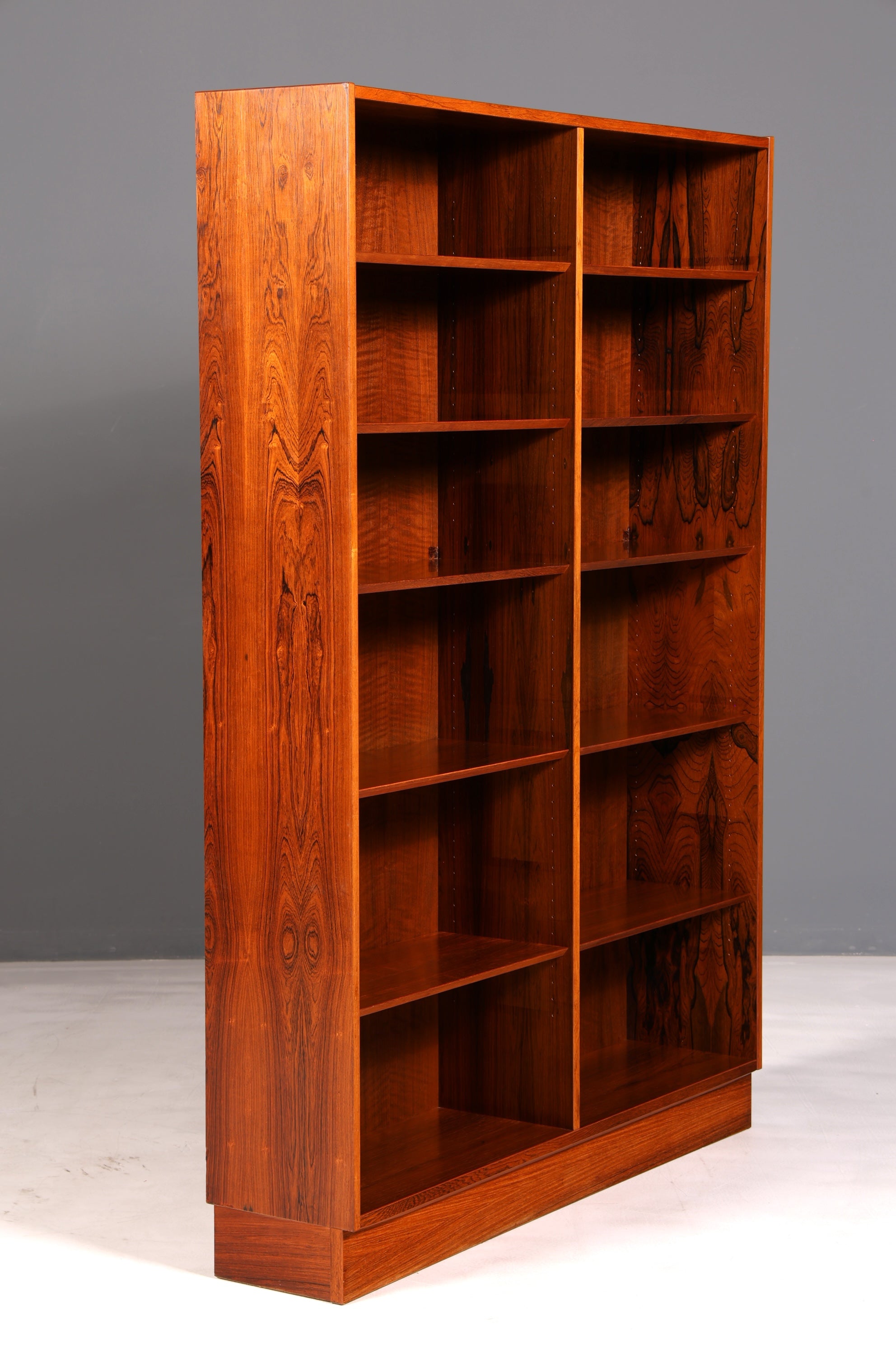 Traumhaftes XXL Original Hundevad Mid Century Regal Palisander Danish Design Made in Denmark Vintage Bücherregal 60er