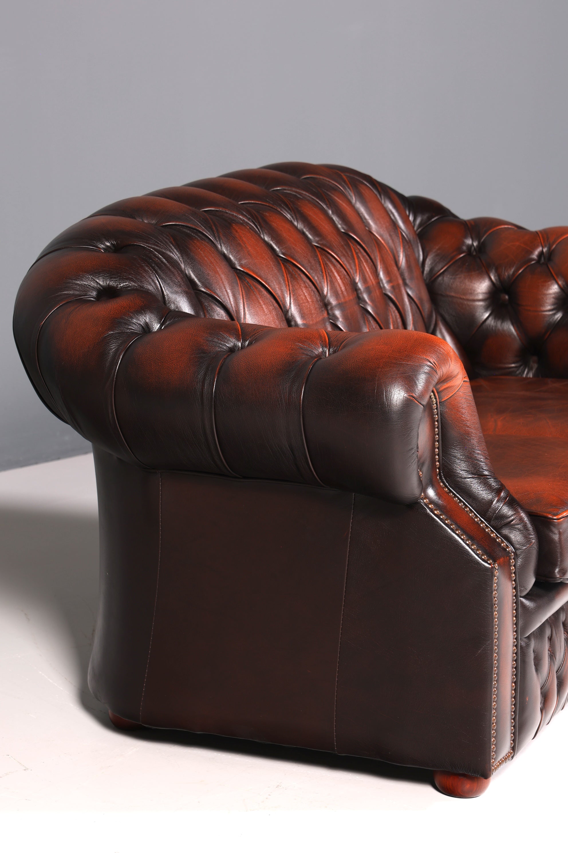 Wunderschöne Original Chesterfield Centurion 2-Sitzer Couch Englisches echt Leder Sofa UK