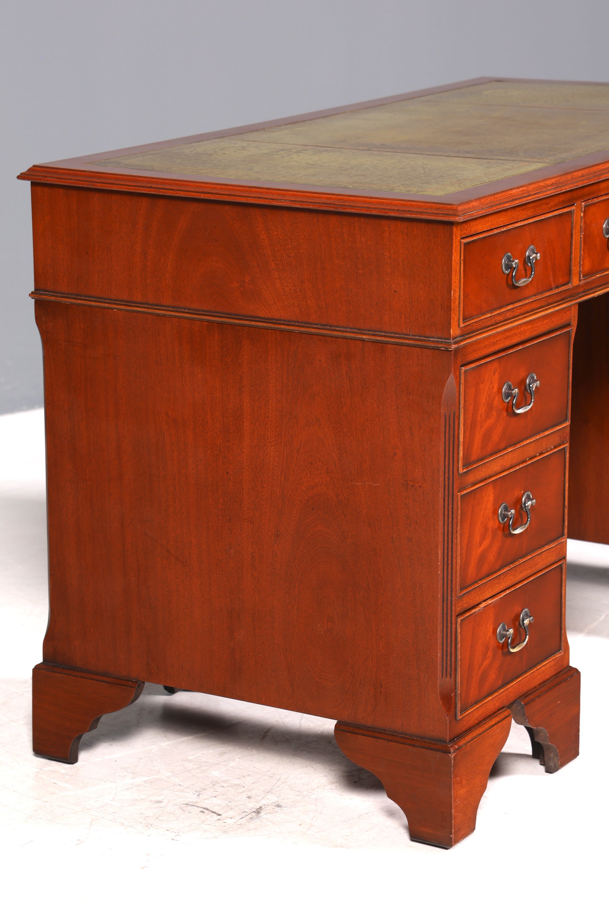 Beautiful English desk real leather office table antique style office desk