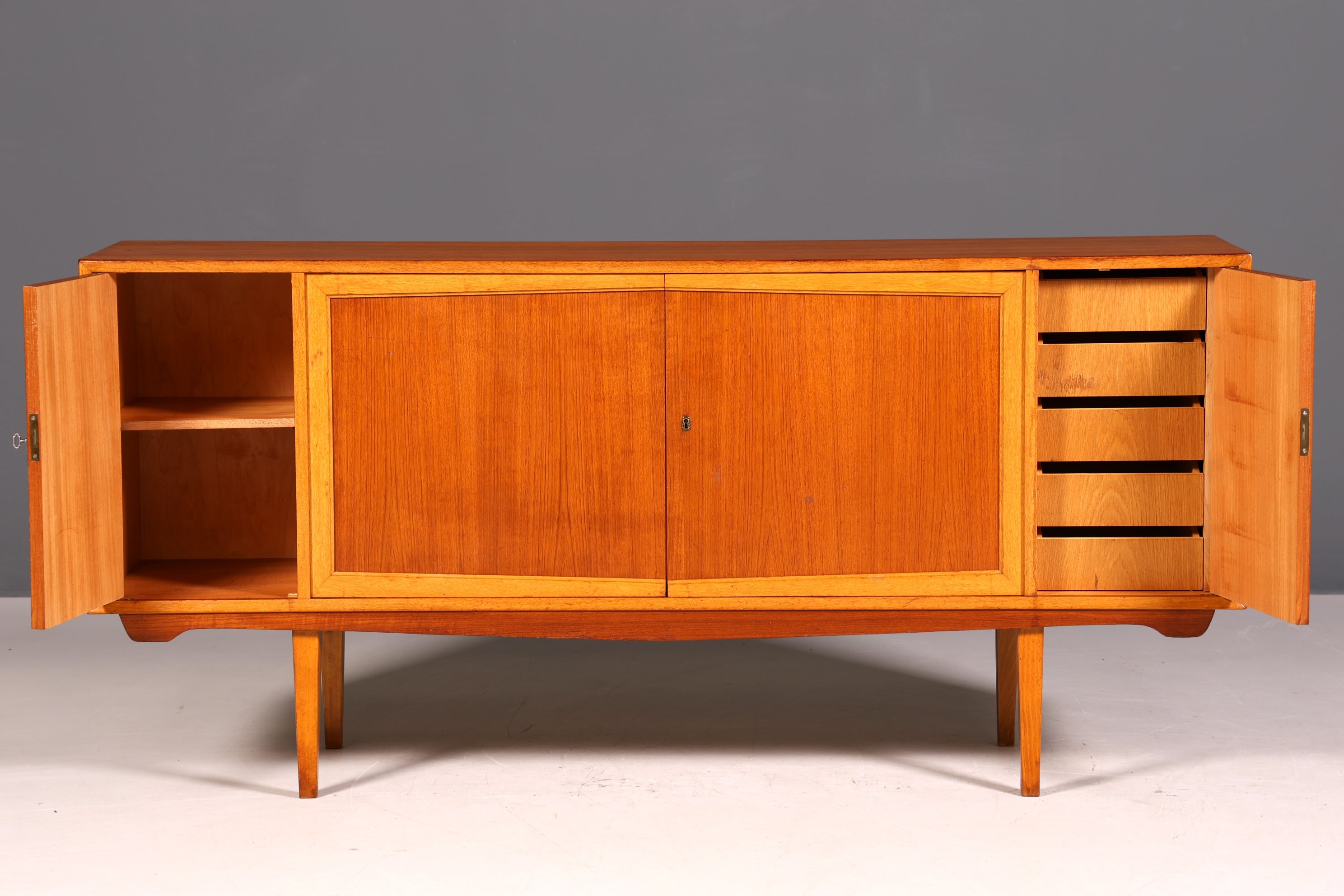 G330 Finish Wunderschönes Mid Century Sideboard Vintage TV Kommode 60s Schrank (Kopie)
