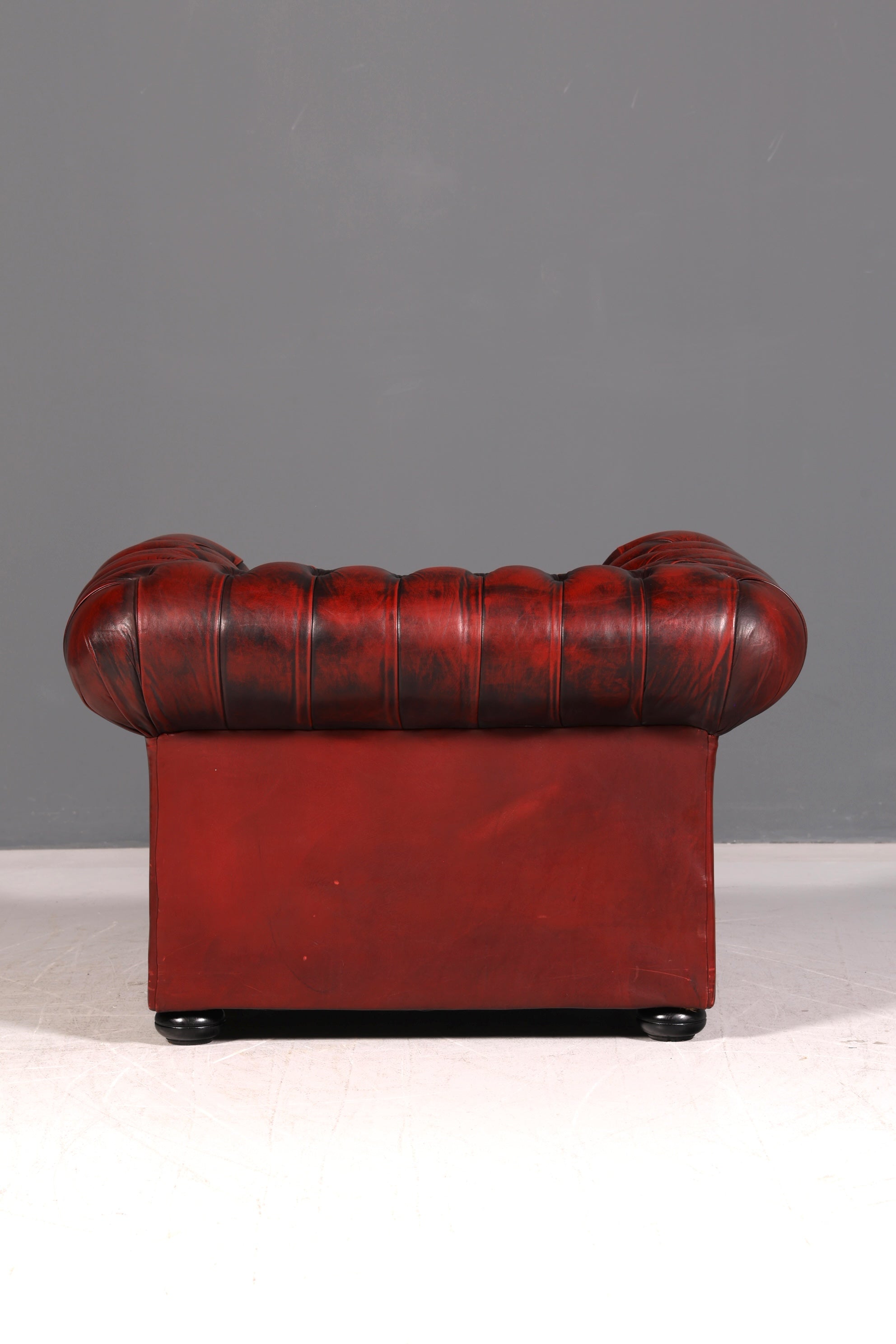 Stijlvolle originele Chesterfield fauteuil oxblood echt leer Engelse armstoel herenfauteuil antieke leren fauteuil