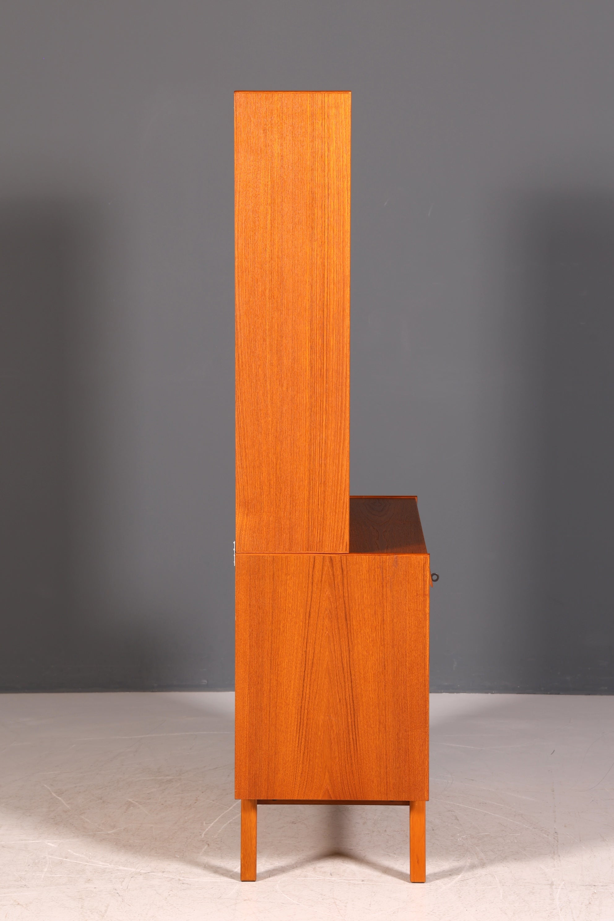 G062 Finish Traumhaftes Mid Century Regal echt Holz Schrank Danish Design Retro Kommode Vintage Bücherregal 60er Jahre