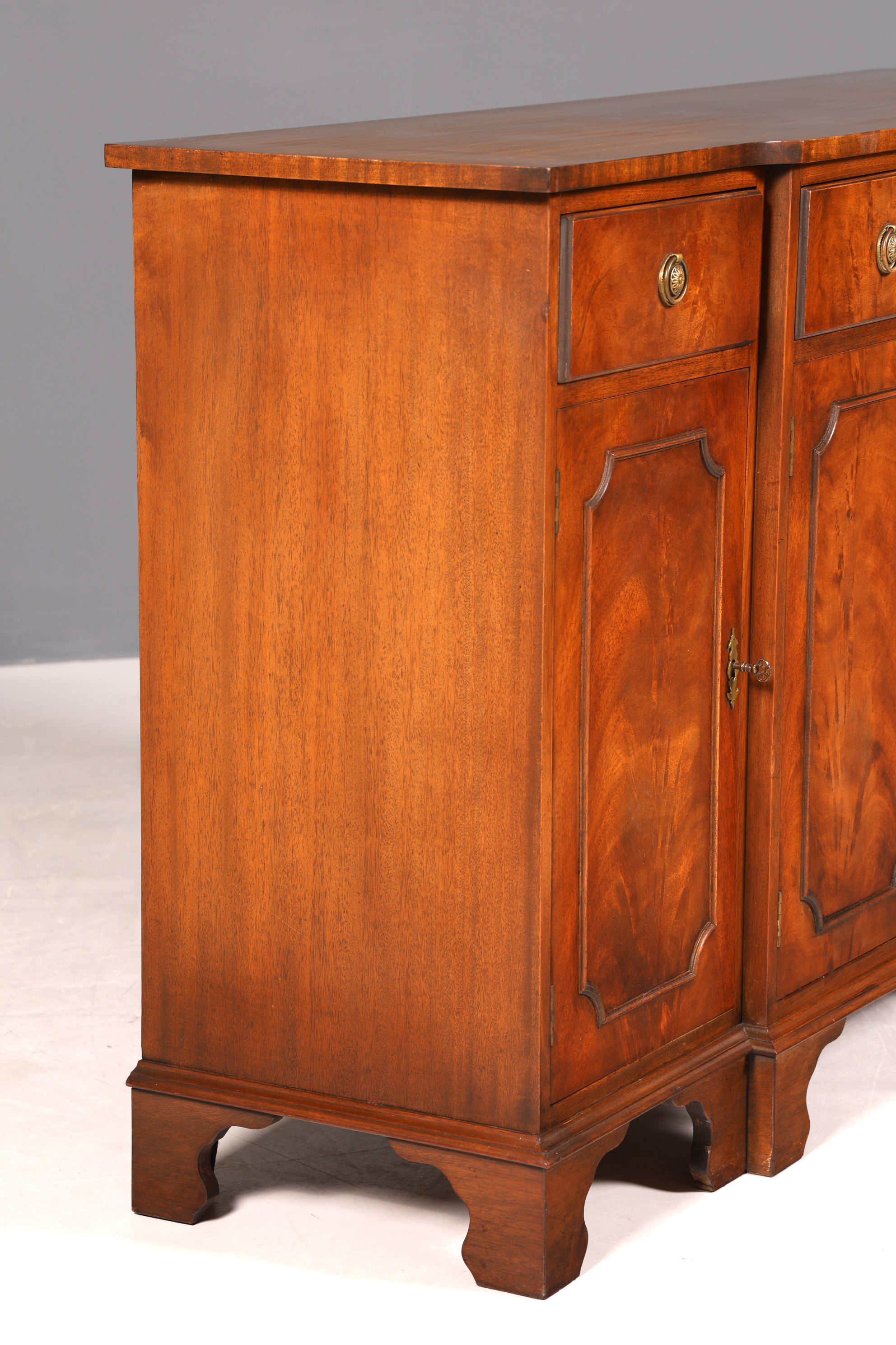 G309 Finish cm Wunderschönes Englisches Sideboard Mahagoni Schrank Antik 60s Buffetschrank Kommode (Kopie)