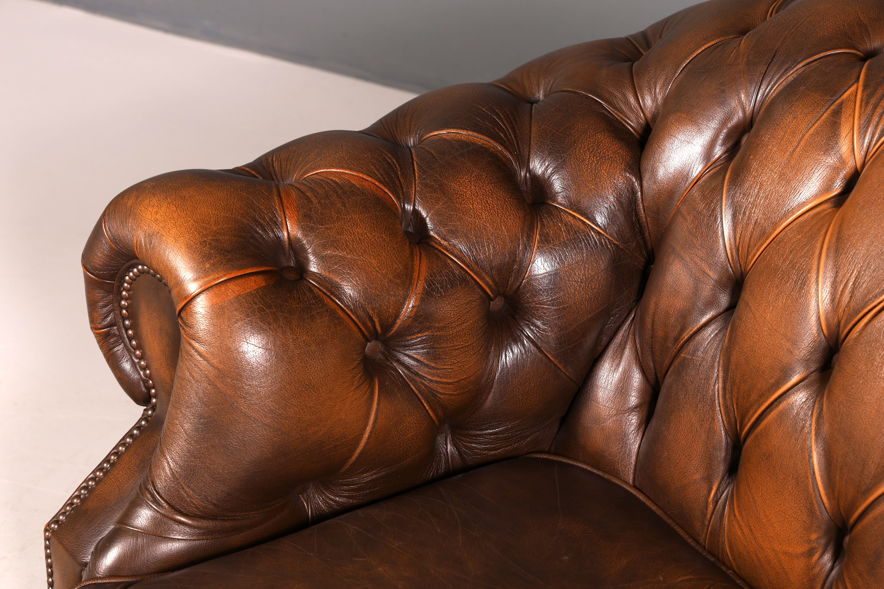 Wunderschöne Original Chesterfield Centurion 2-Sitzer Couch Englisches echt Leder Sofa UK