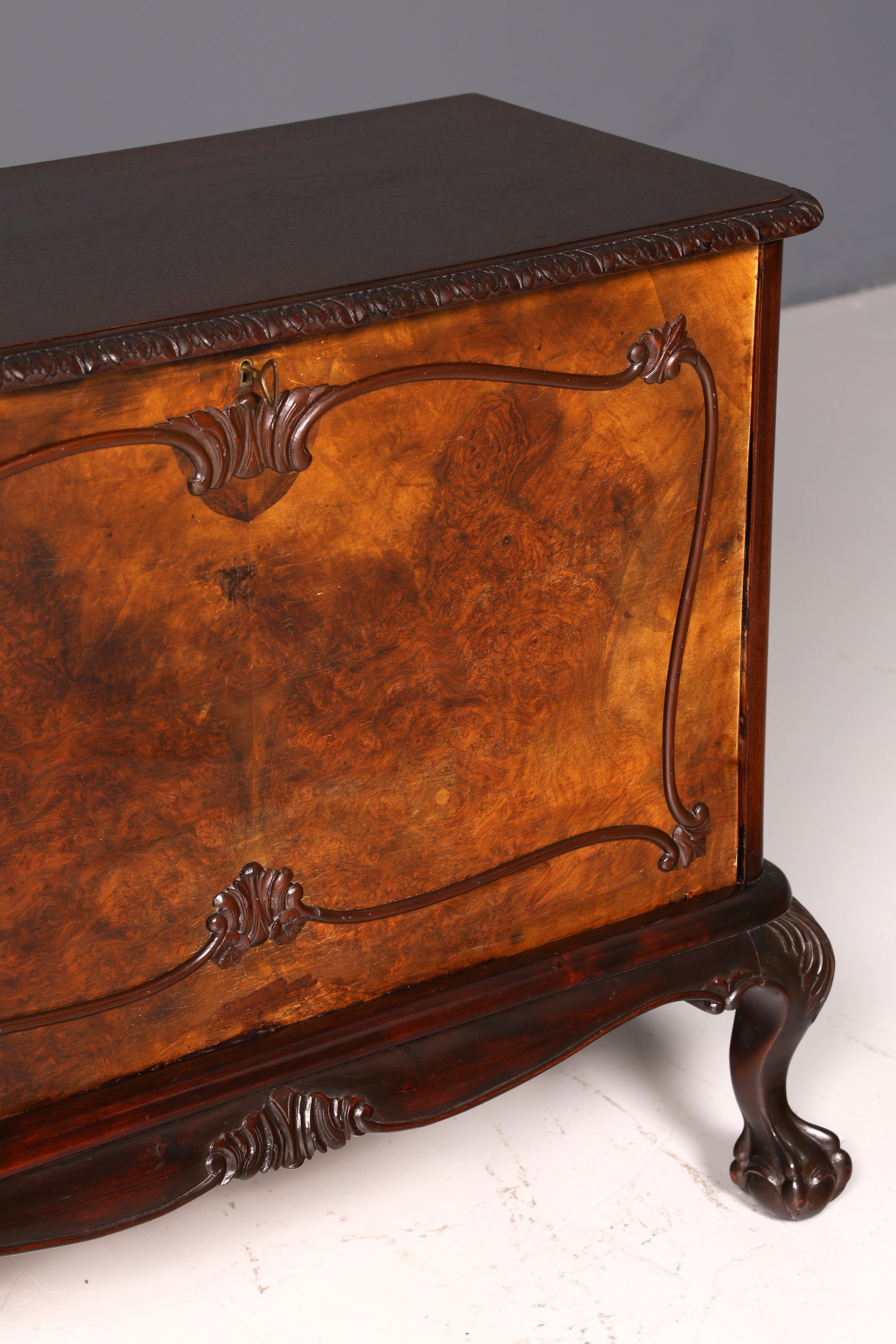 Prachtige Chippendale-kast in barokstijl, klapbare kast, commode, kist, antiek massief hout