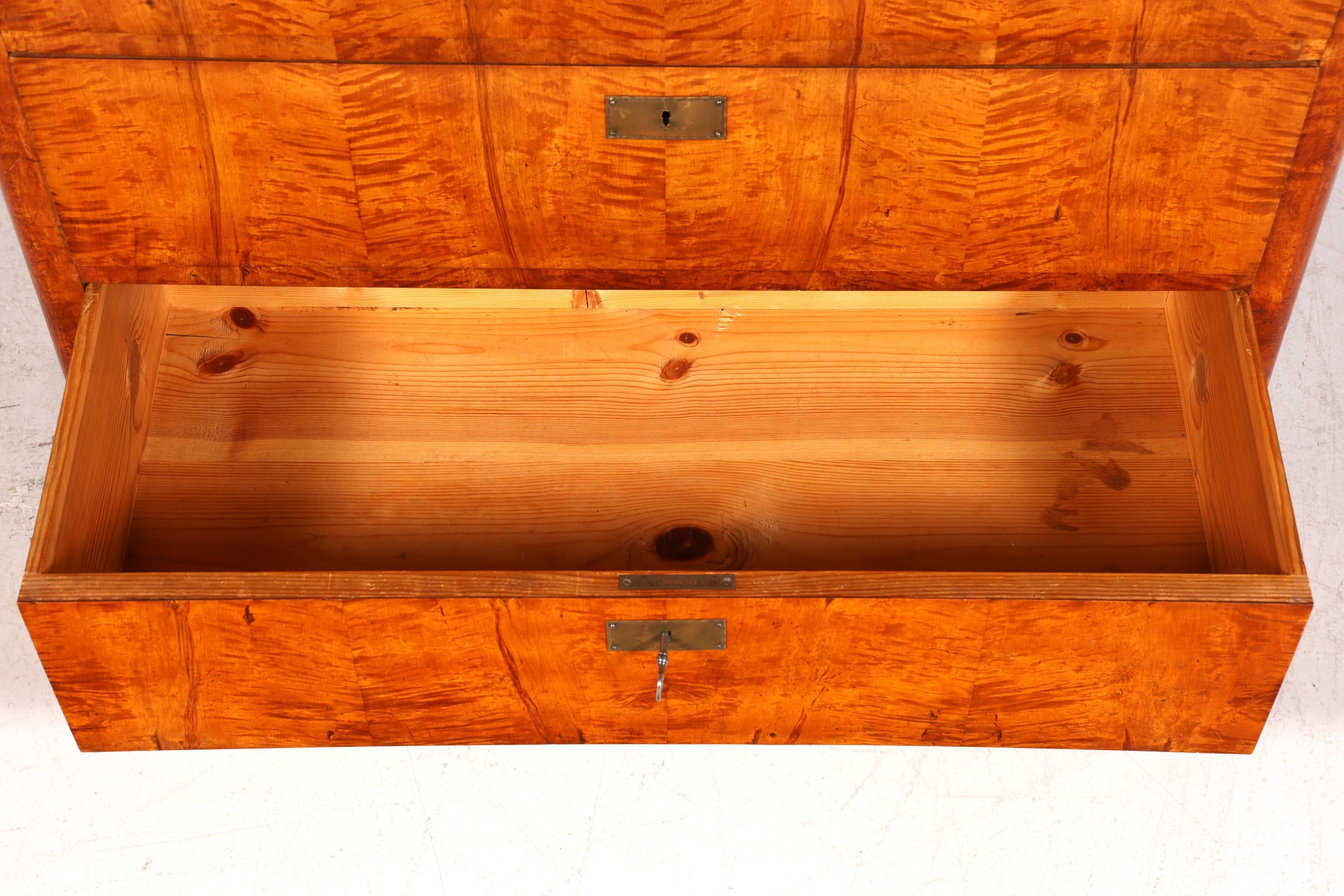 Beautiful Biedermeier Louis Philippe antique chest of drawers, linen chest