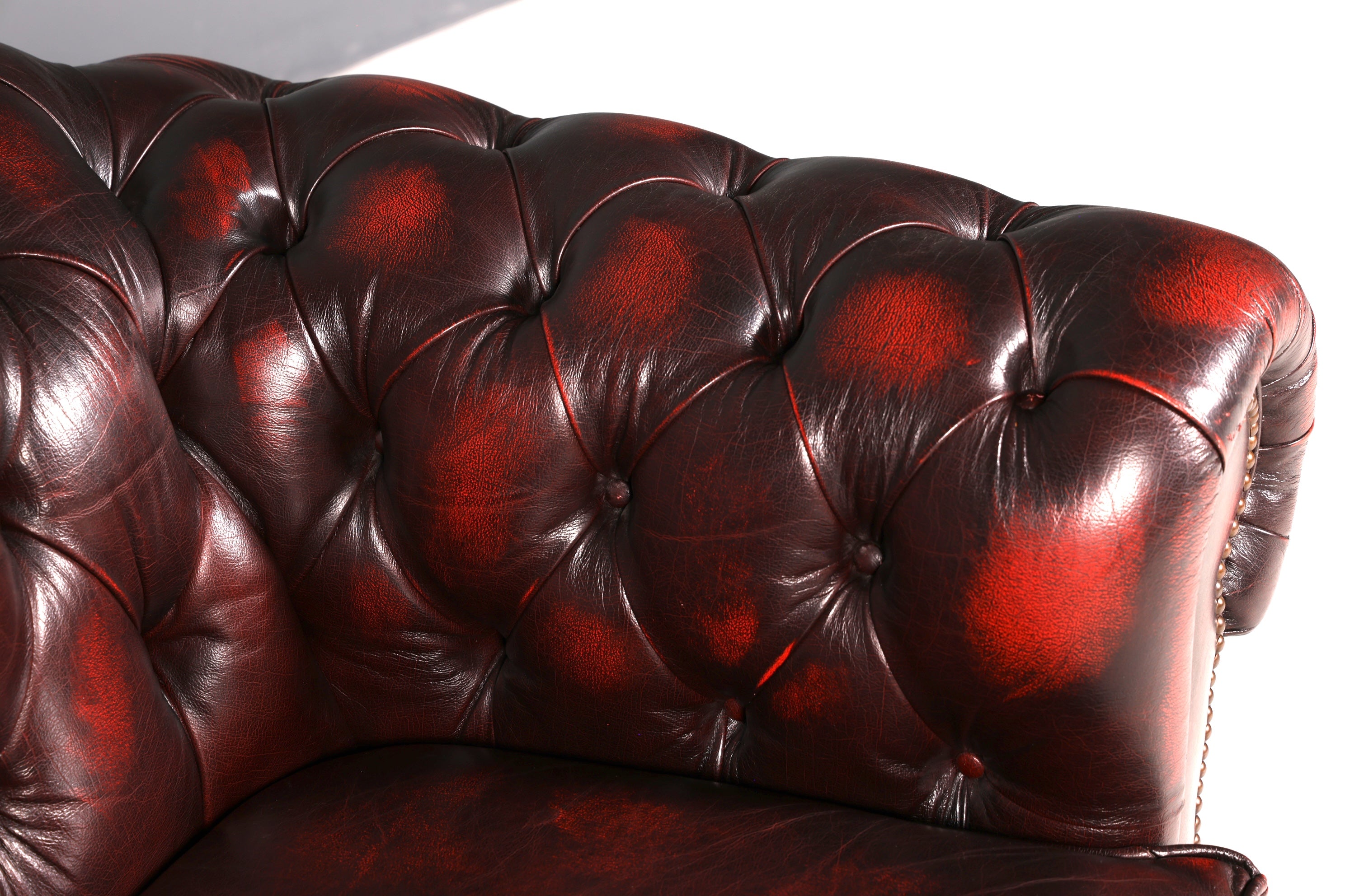 Wunderschönes Original Chesterfield Sofa 3- Sitzer echt Leder Oxblood Couch Englisch