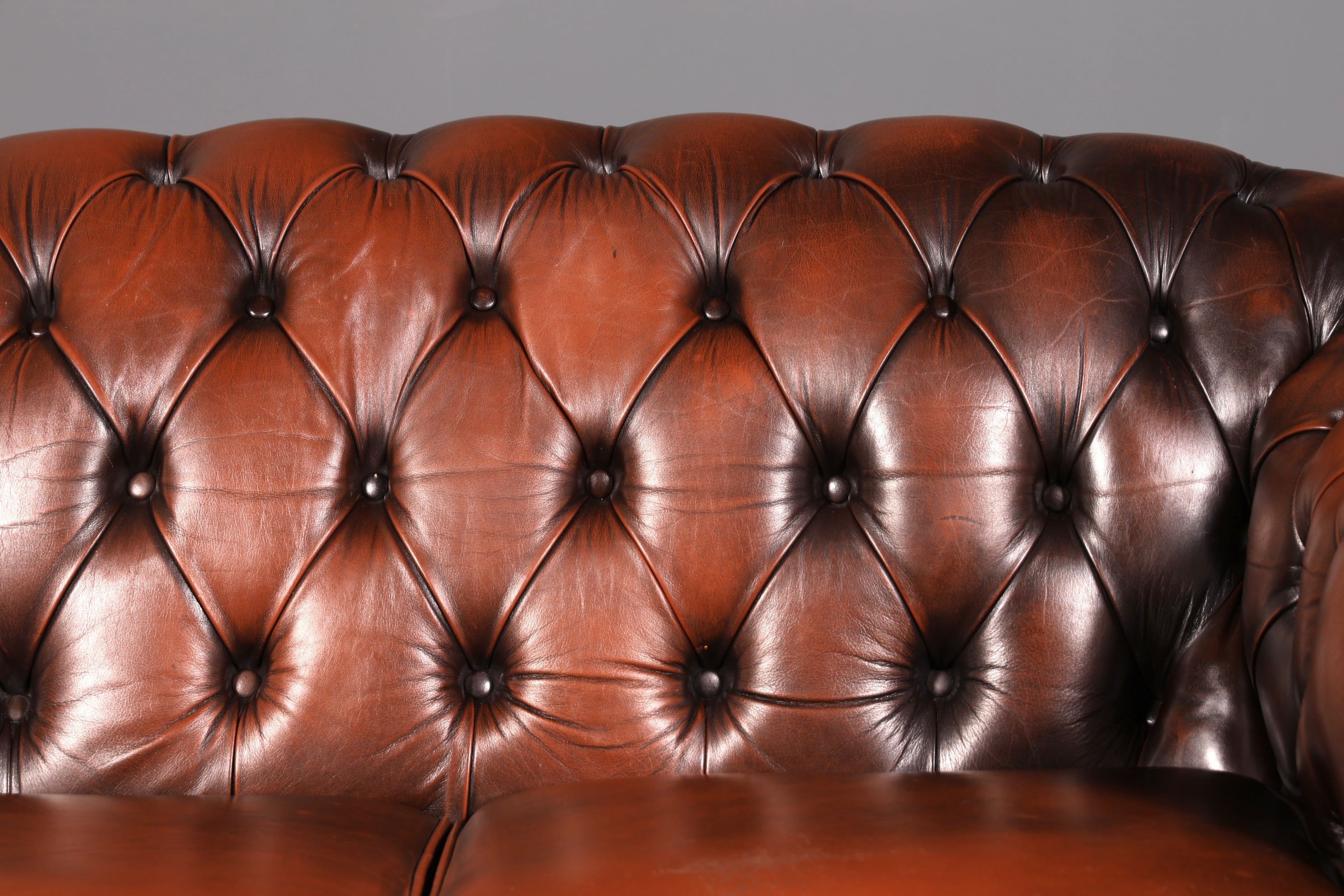 Wunderschöne Original Chesterfield Centurion 2-Sitzer Couch Echt Leder Sofa Englisch UK Antik Vintage