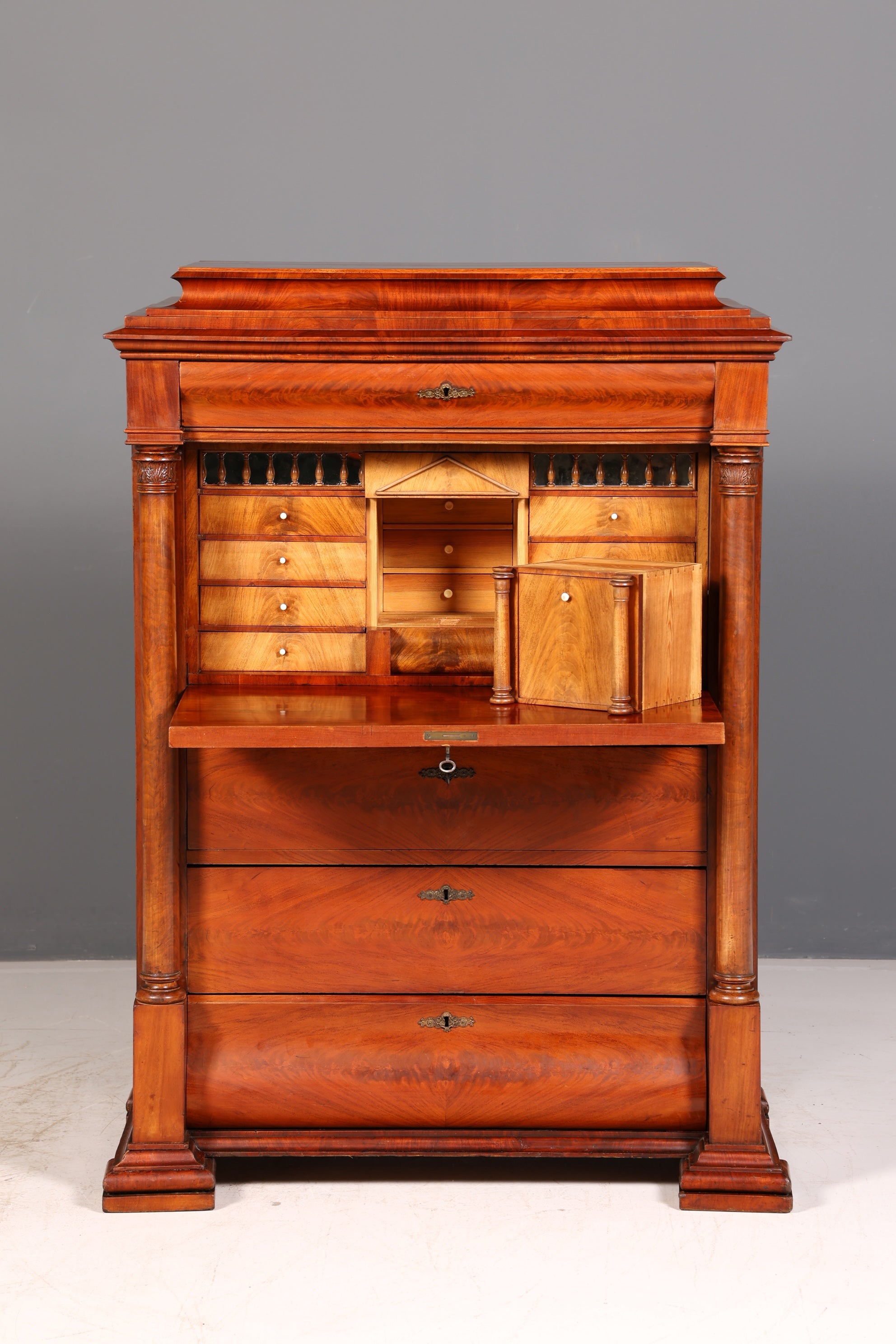 Beeindruckender Biedermeier Sekretär Louis Philippe Vertiko Antik Kommode Schreibkommode Office Desk