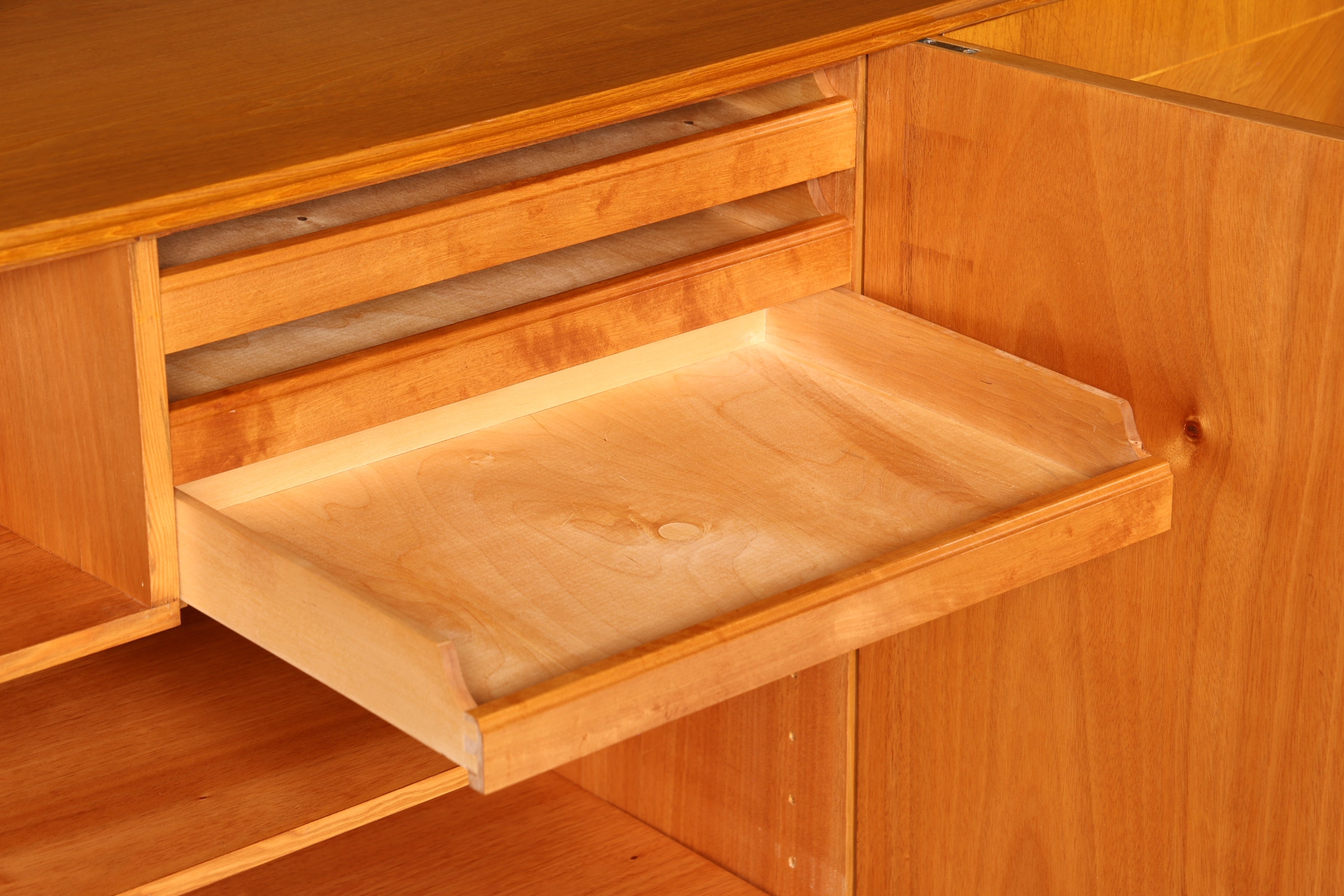 Bilder austauschen Beschreibung nochmal achten Wunderschöner Mid Century Schrank 60er Jahre Wäscheschrank Aktenschrank Kommode (Kopie)