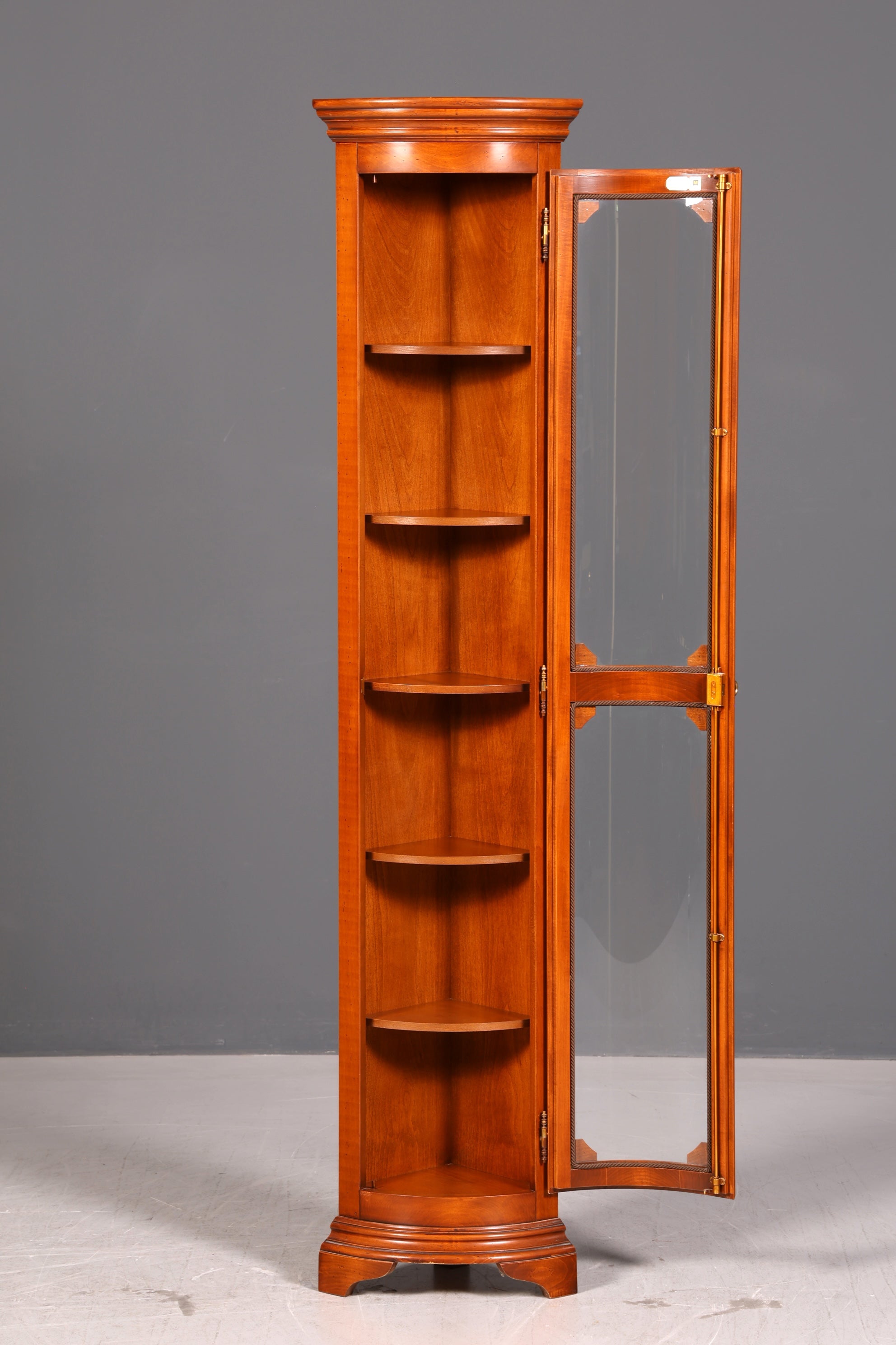 Wunderschöne Eckvitrine der Marke Selva Eckschrank Glasvitrine Vitrine Echt Holz Antik Vintage