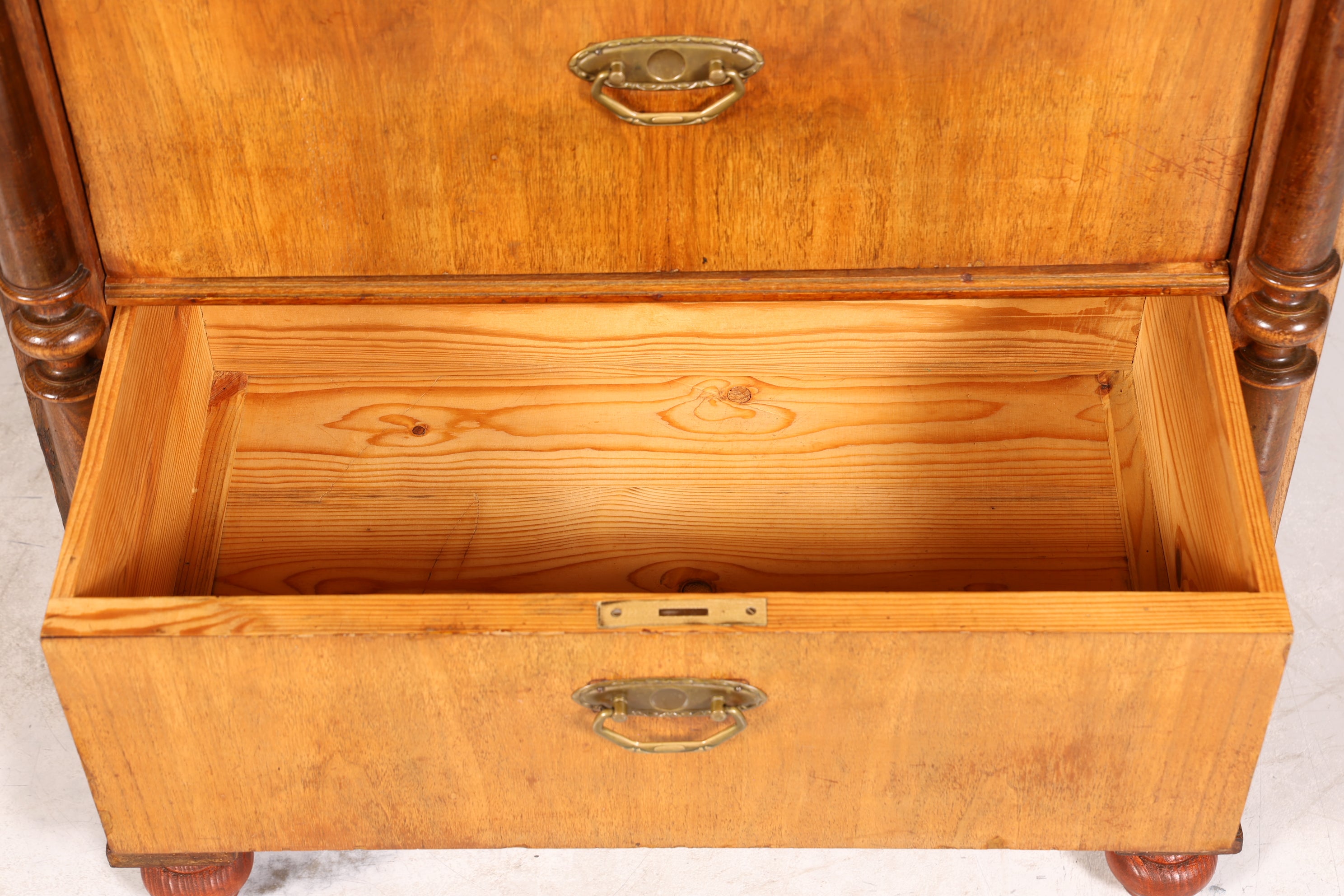 Stilvolle Gründerzeit Kommode Jugendstil Schubladenkommode Antik Wäschekommode Vertiko