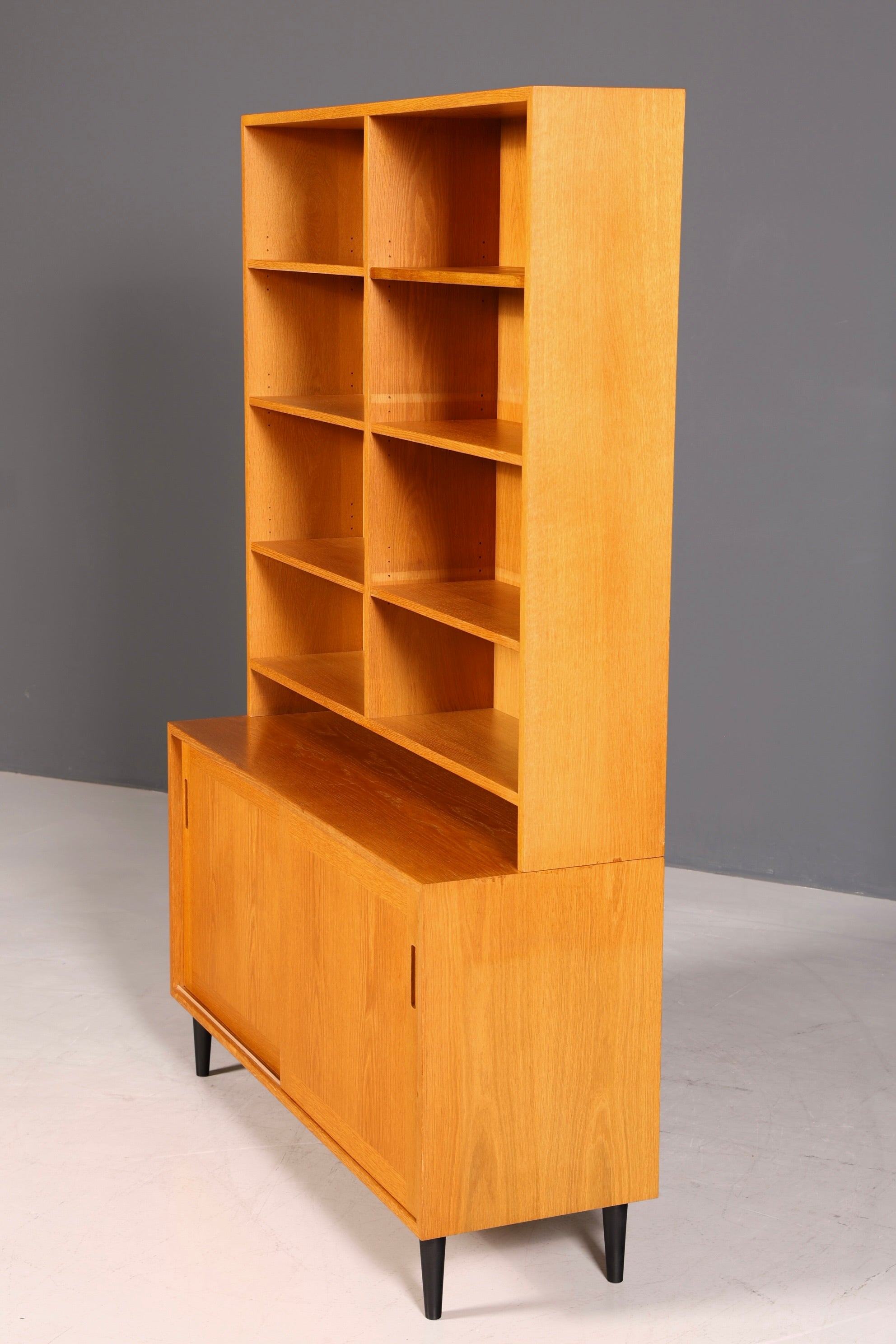 G120 Finish Schlichtes Mid Century Bücherregal Danish Design Schrank Retro Kommode Schiebetür Regal Vintage