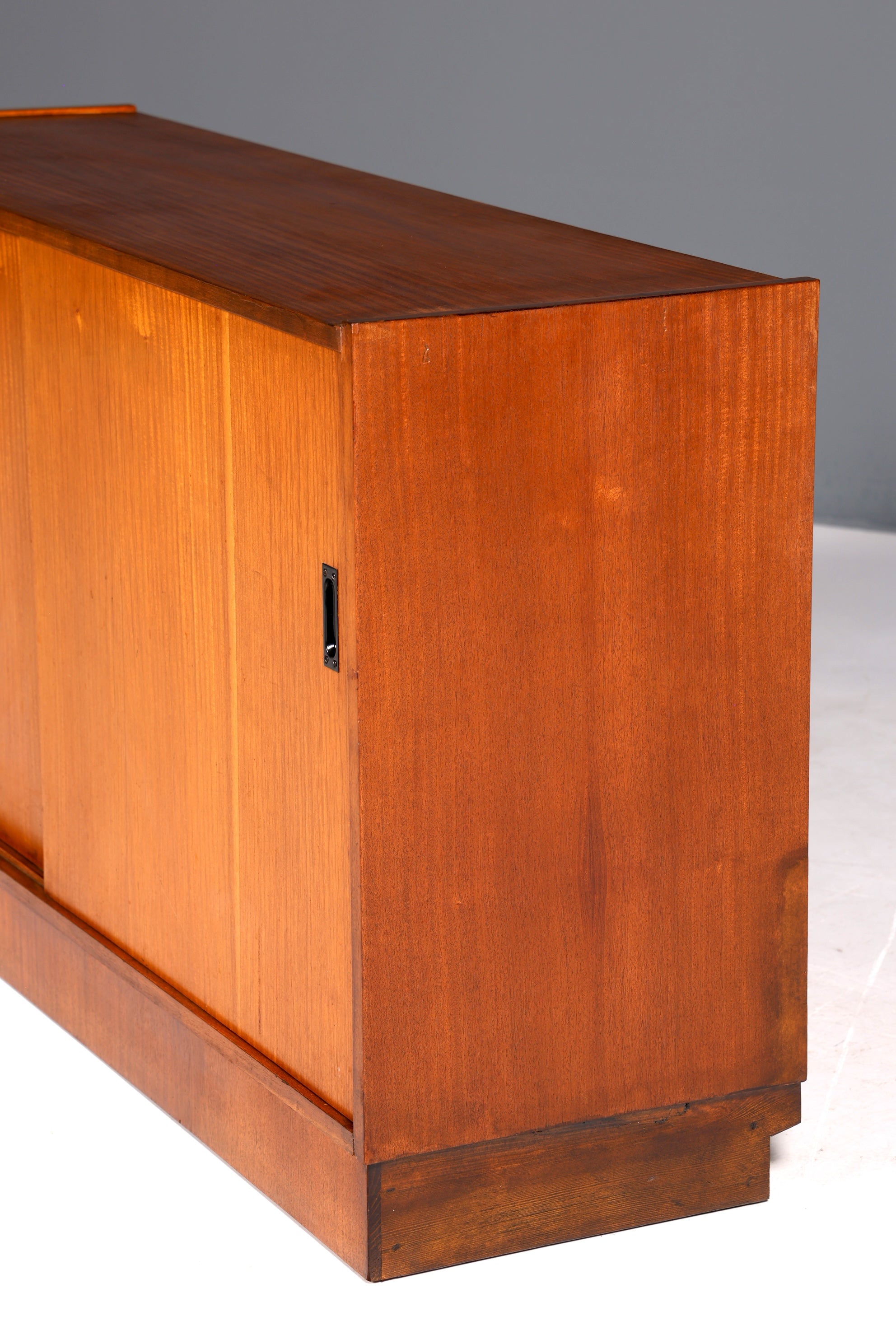 Wunderschönes Mid Century Sideboard Vintage Schrank Schiebetür Kommode TV Schrank 60s