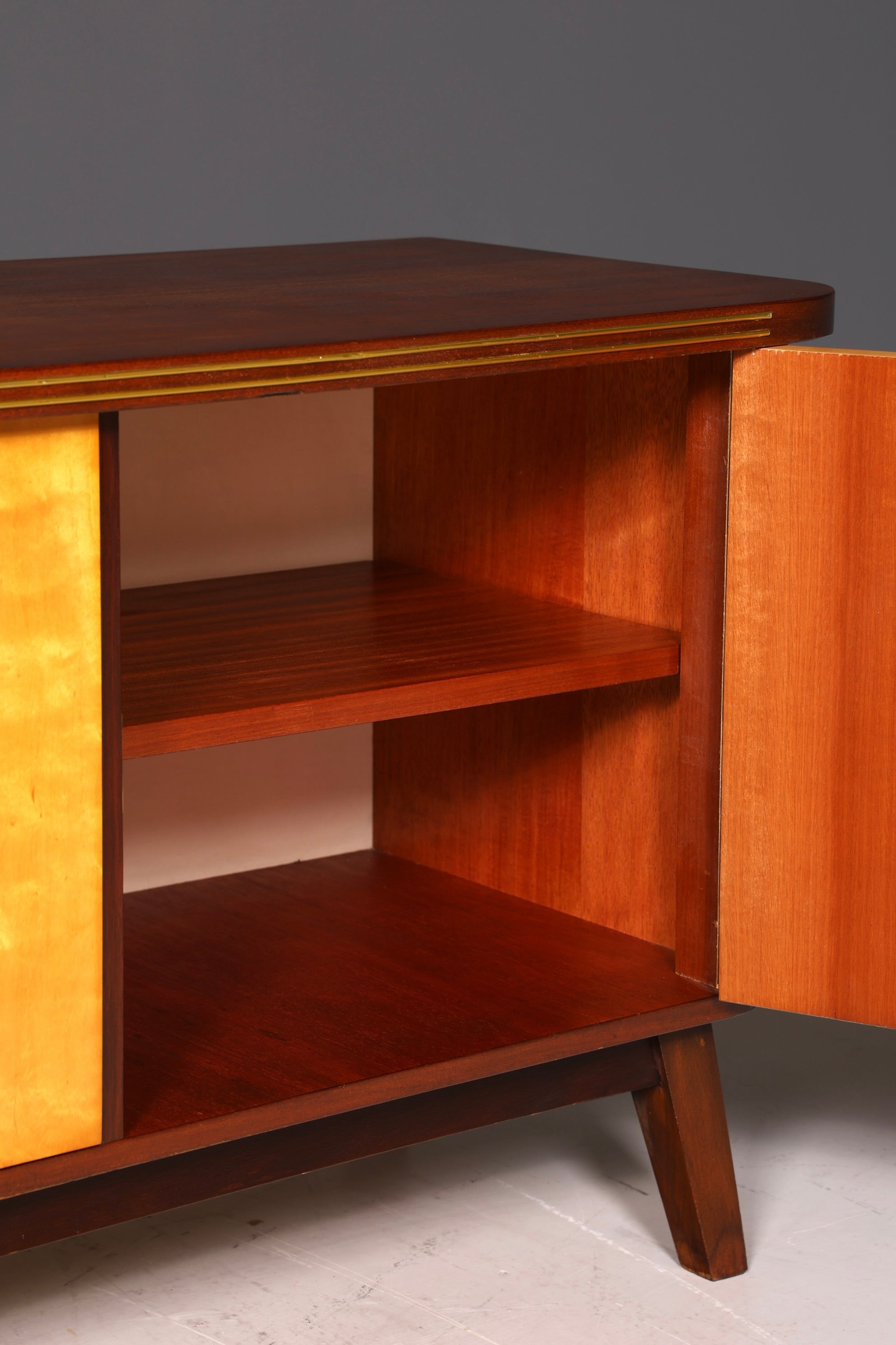 G135 Finish Schlichtes Mid Century Sideboard Vintage TV Kommode 60s Schrank Longboard Retro Lowboard