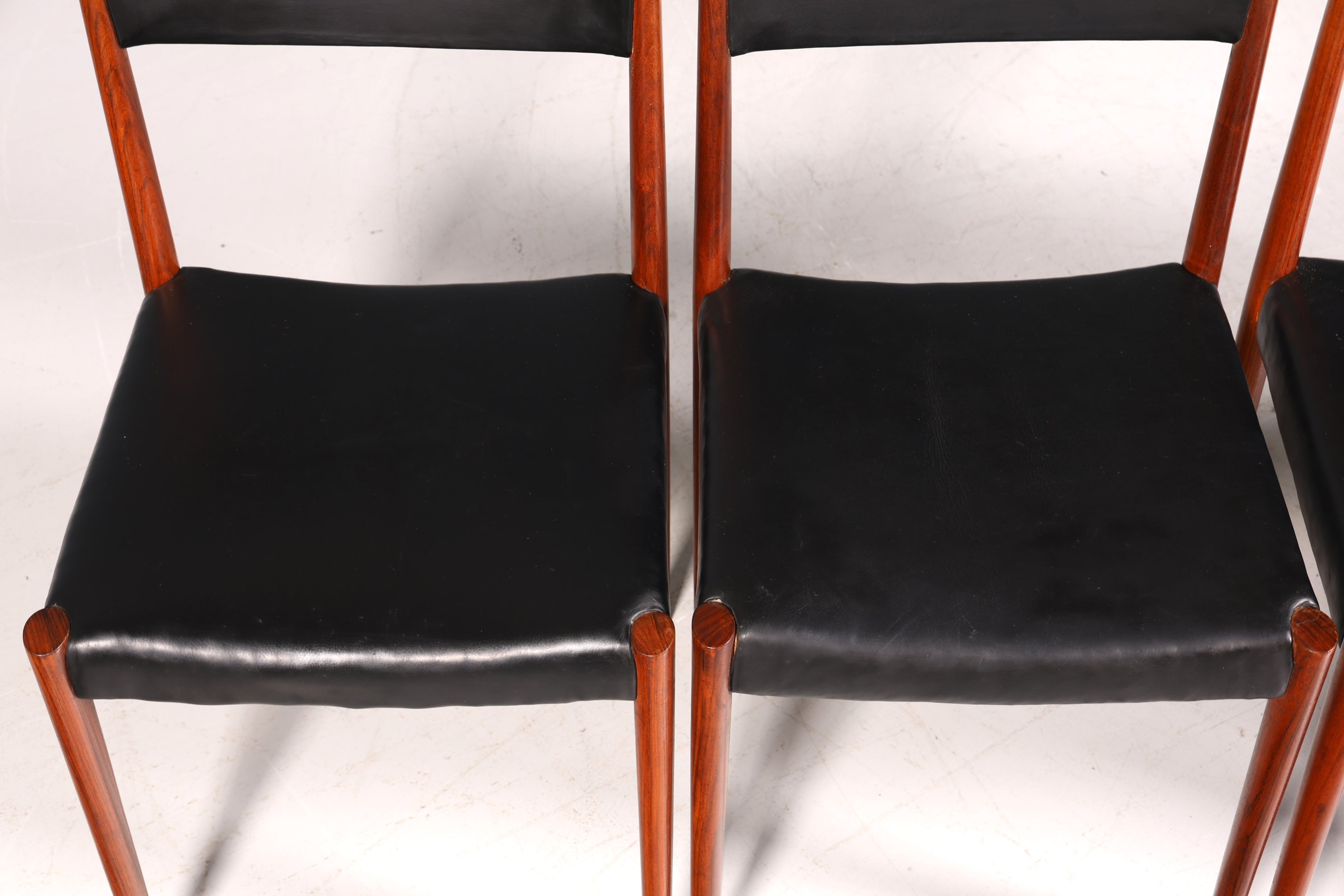 4x Simple Mid-Century Chairs Rosewood Retro Chair Set Genuine Leather Danish Design Kitchen Chairs