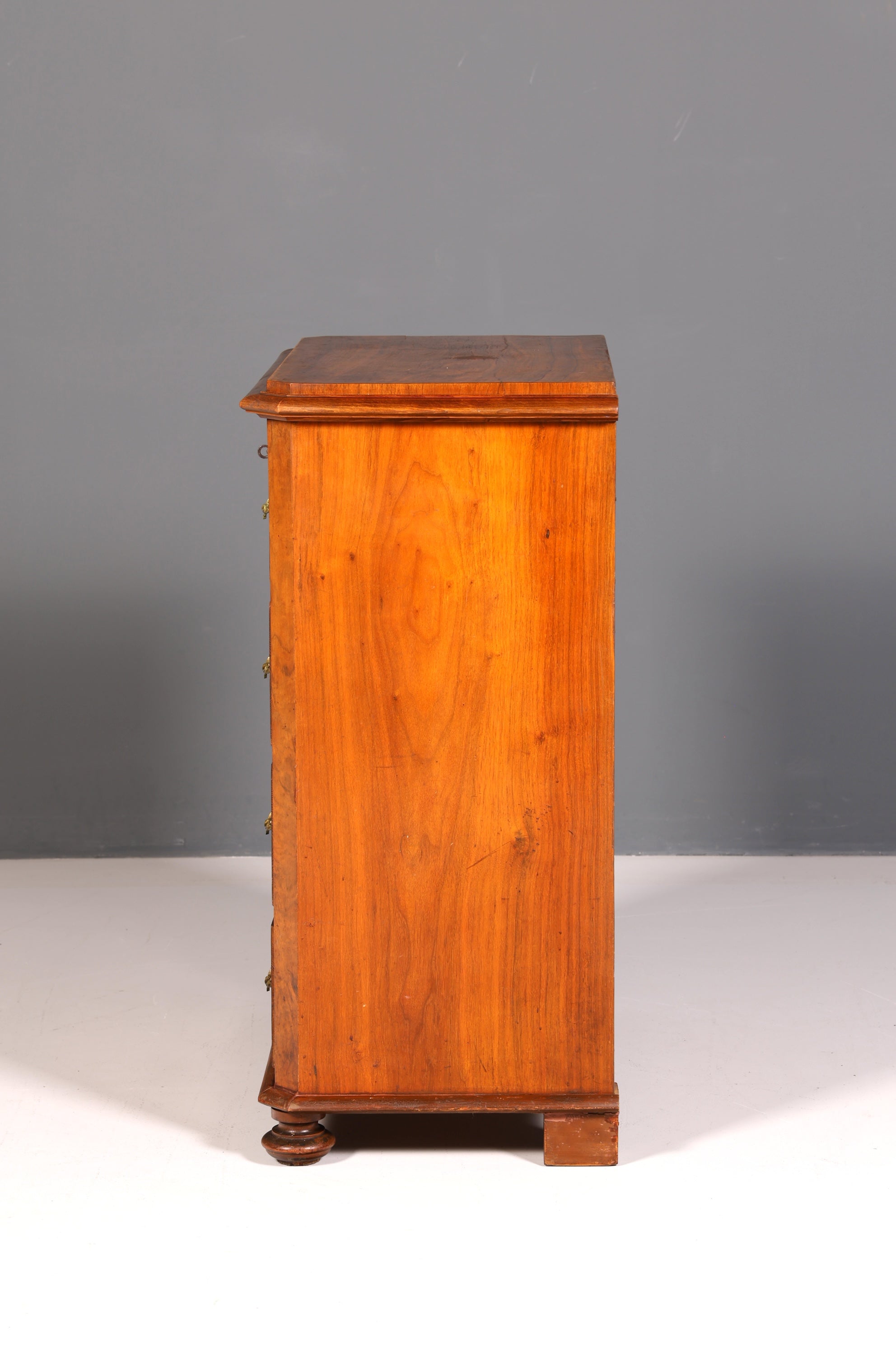Wunderschöne Gründerzeit Kommode Louis Philippe Nussbaum Schubladenkommode Sideboard um 1880