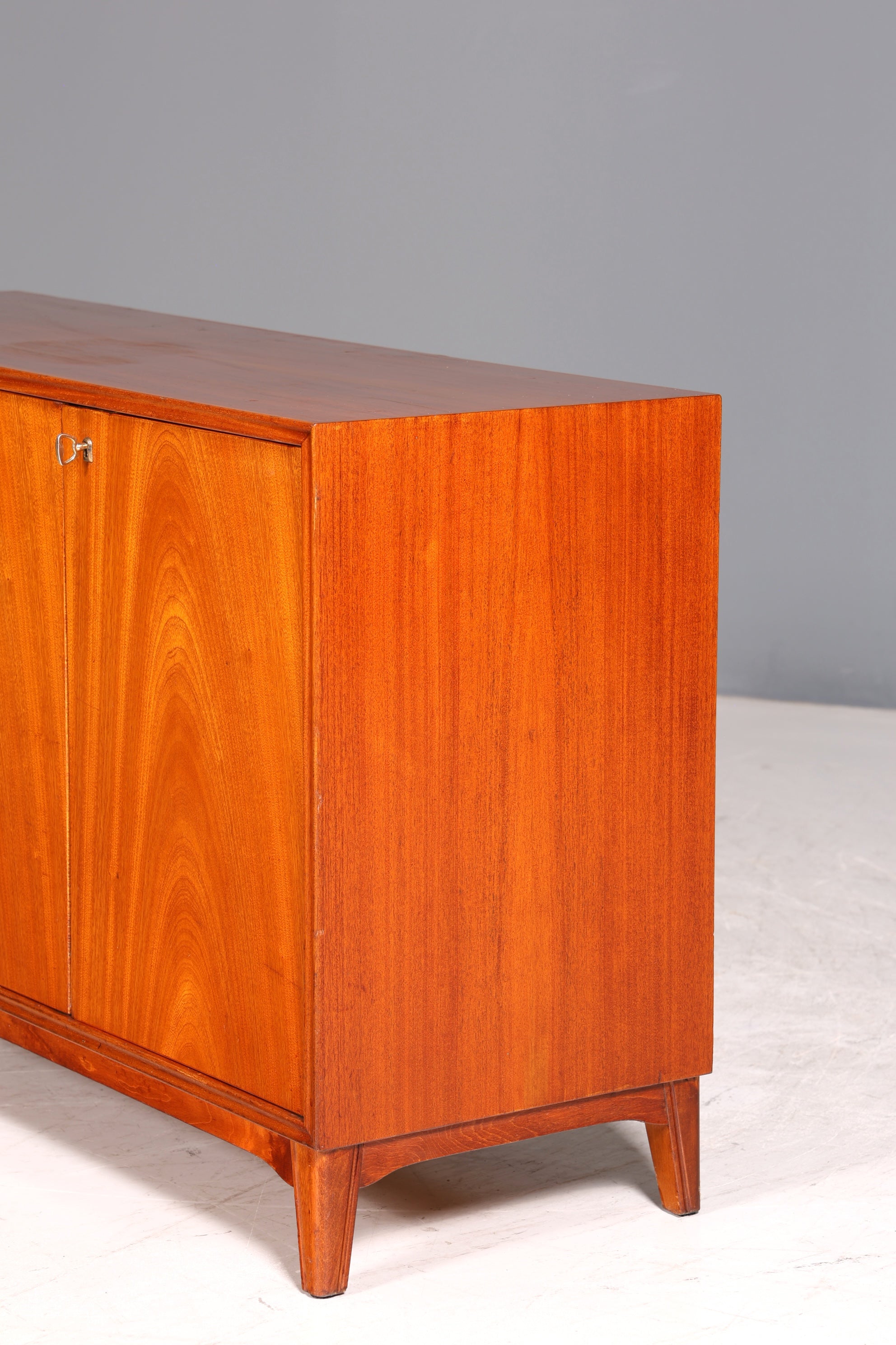 Wunderschönes Mid Century Sideboard Vintage Kommode TV Schrank Flurkommode 60s