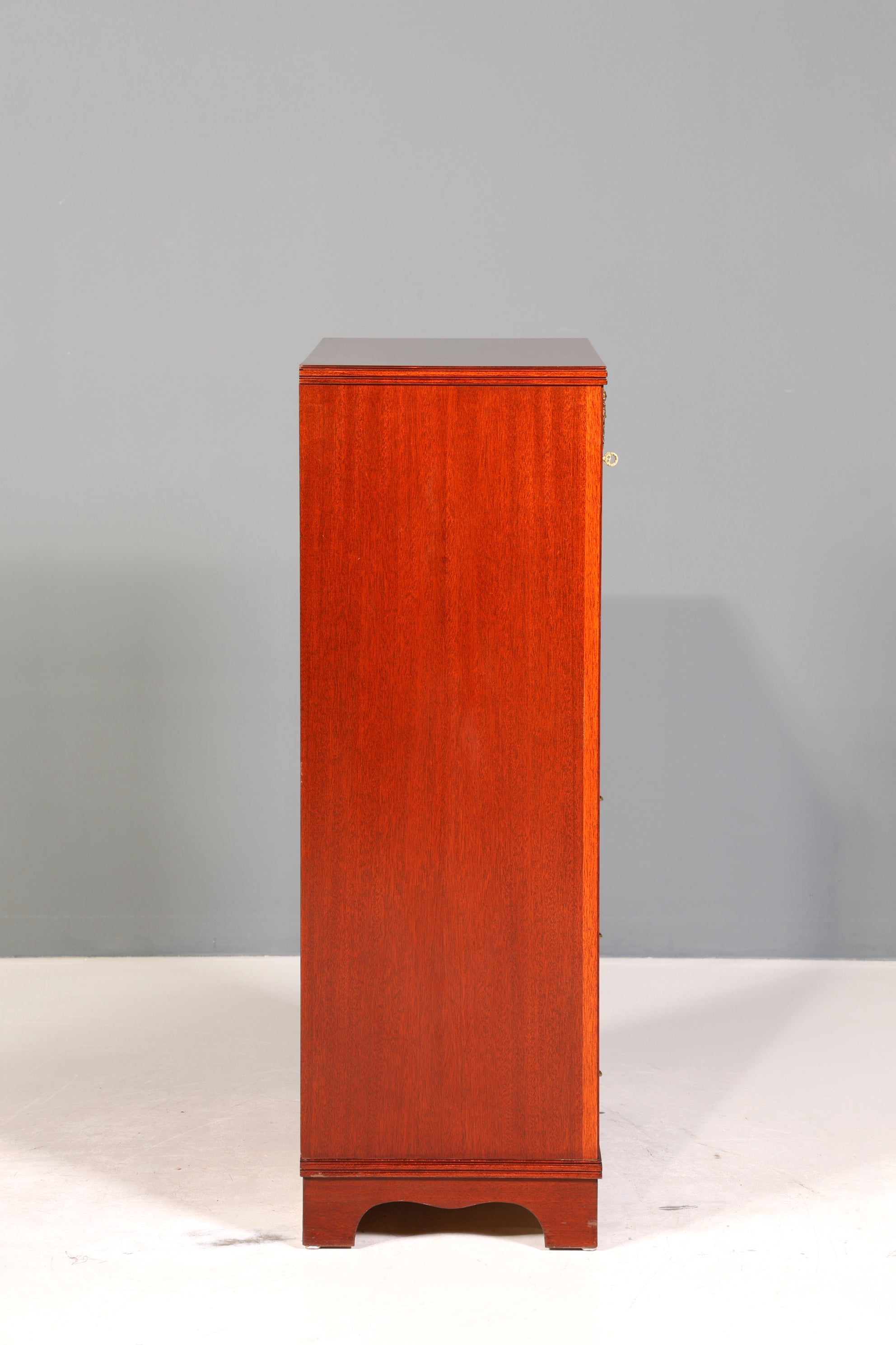 Stilvoller Sekretär im Englischen Stil Büro Vertiko Kommode Mahagoni Schreibkommode