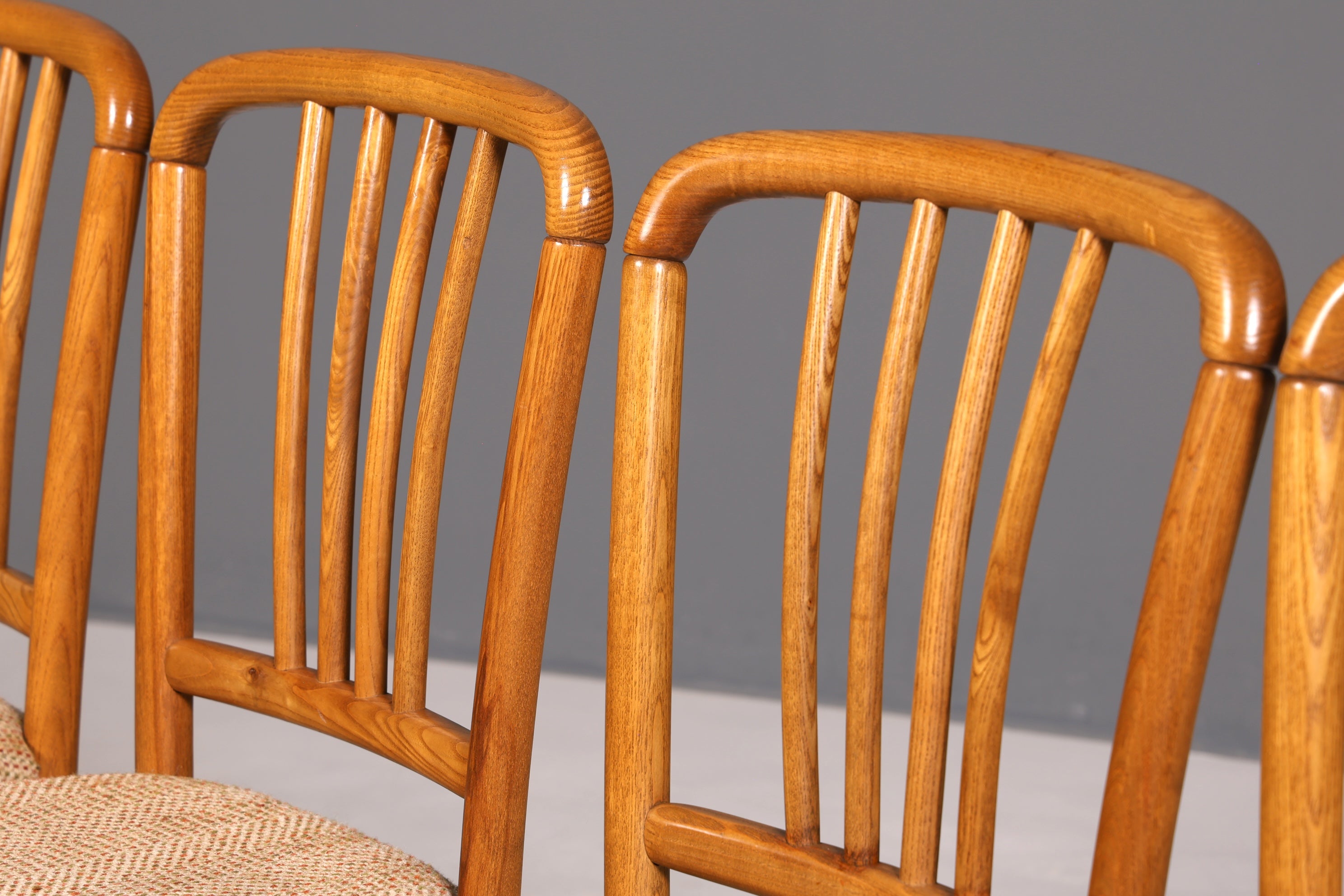 4x Schlichte Mid Century Stühle Retro Stuhlset Danish Design Küchenstühle Esszimmer Stühle