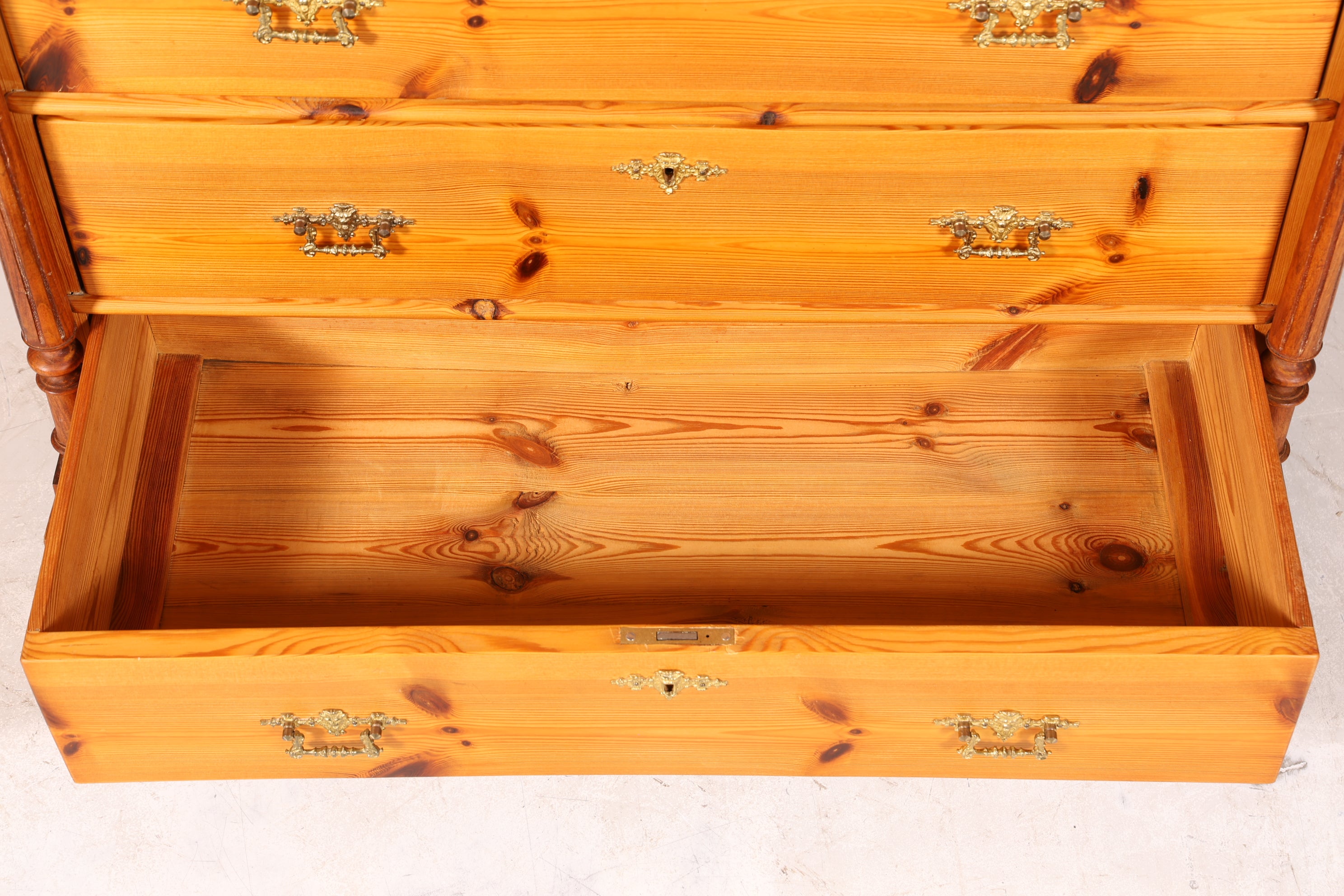 Stilvolle Gründerzeit Kommode Antik Louis Philippe Sideboard mit Spiegel Flurkommode