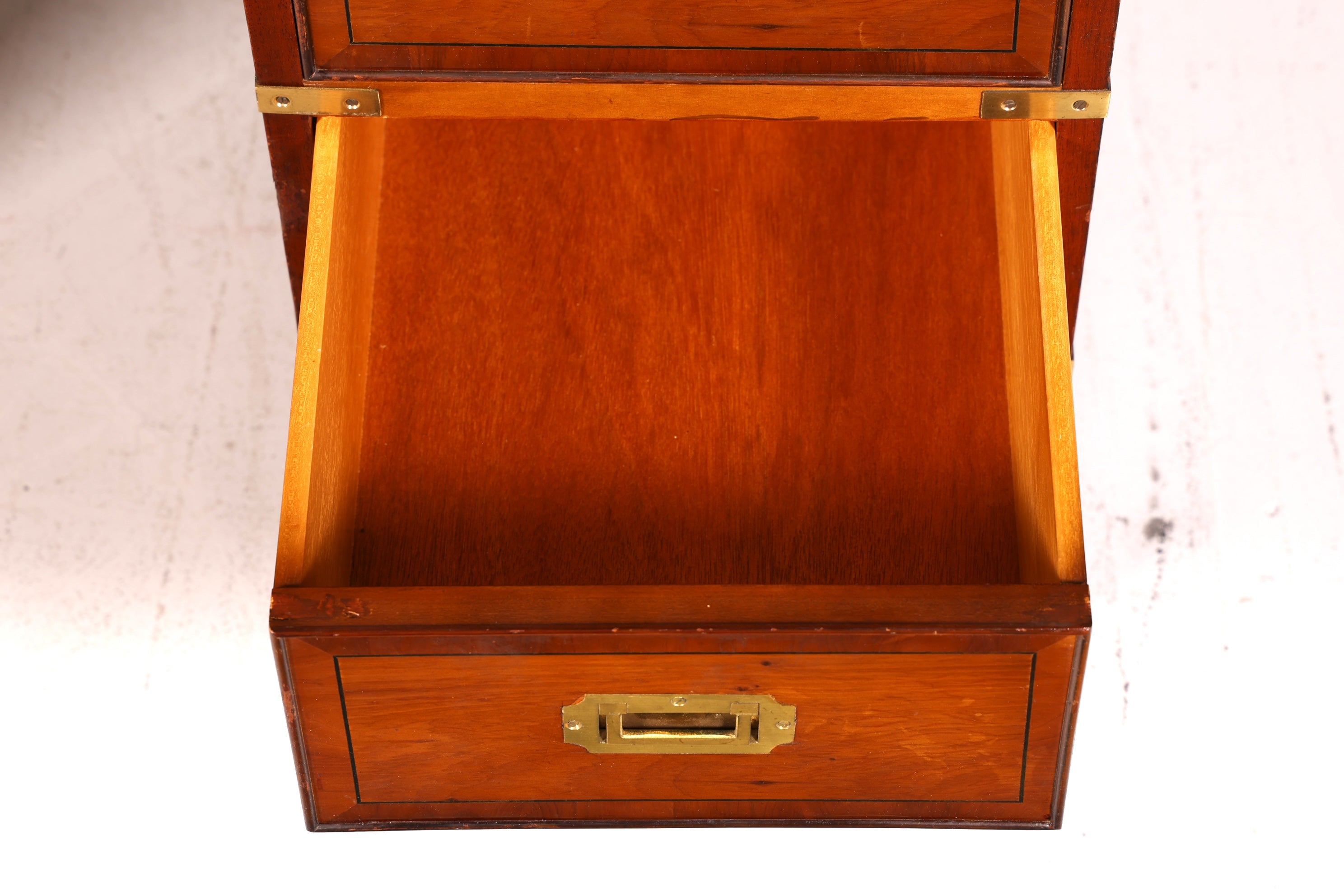 Edler Maritimer Schreibtisch Englisch Military Chest Bürotisch Echt Lederauflage Office Table