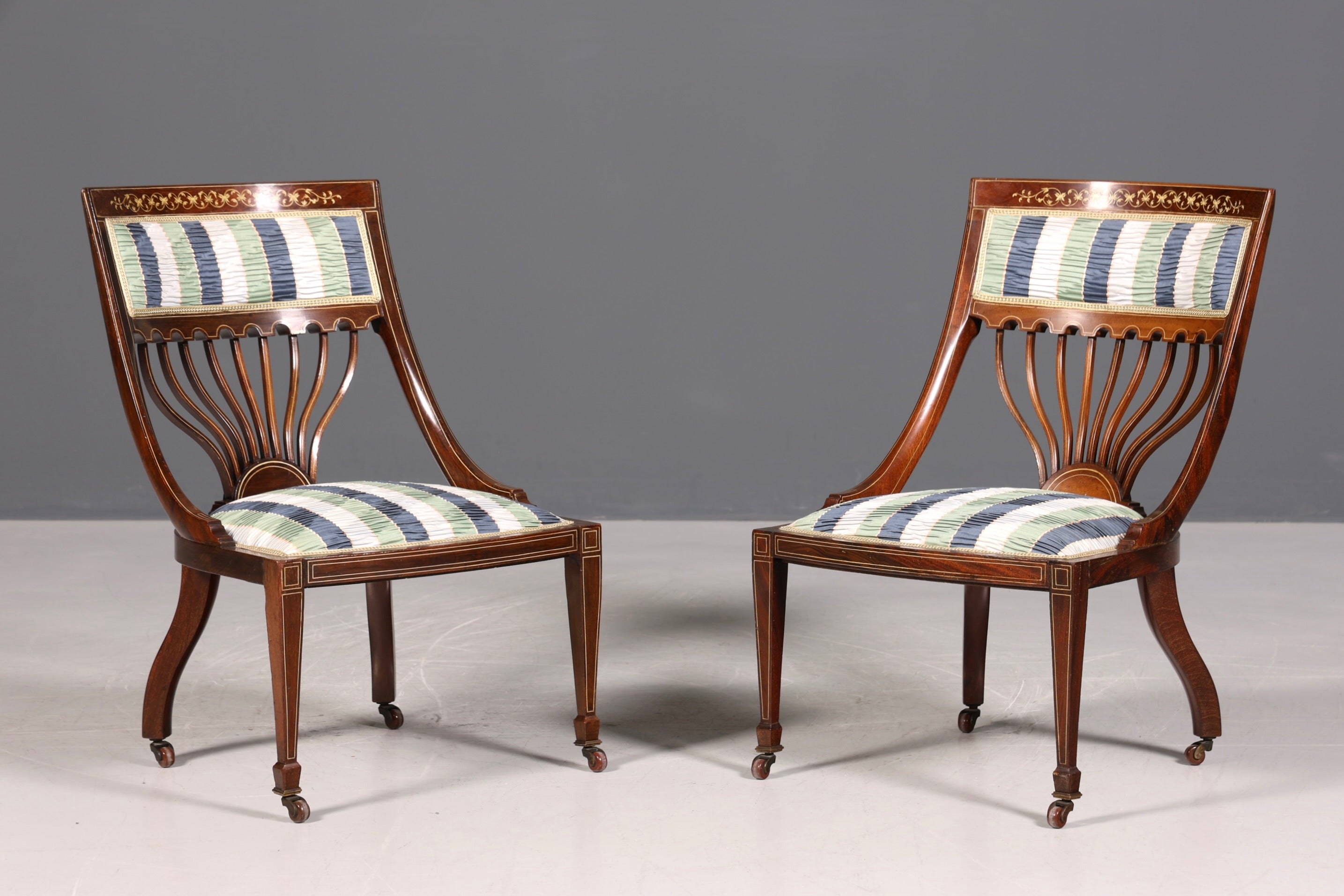 2x Wunderschöne Englische Stühle Edwardian Stuhl Set Antik Küchenstühle Polsterstühle Stuhl Set